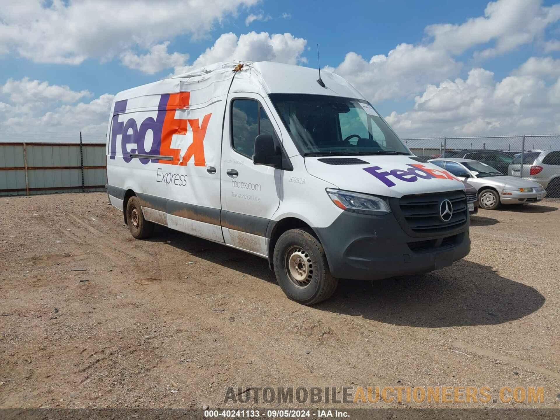 W1Y4DCHYXMT067786 MERCEDES-BENZ SPRINTER 2500 2021