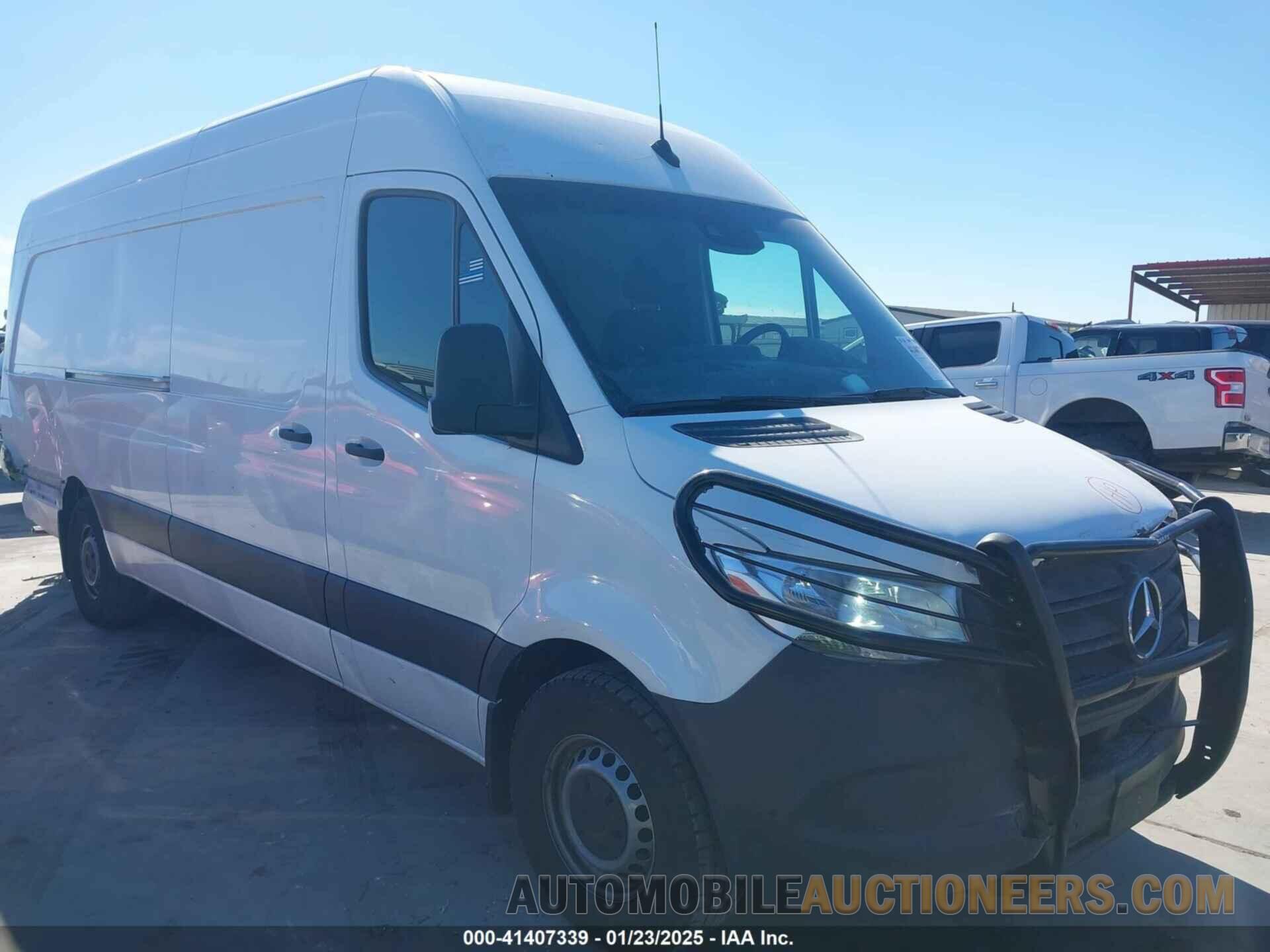 W1Y4NDHY6RT172013 MERCEDES-BENZ SPRINTER CARGO VAN 2024