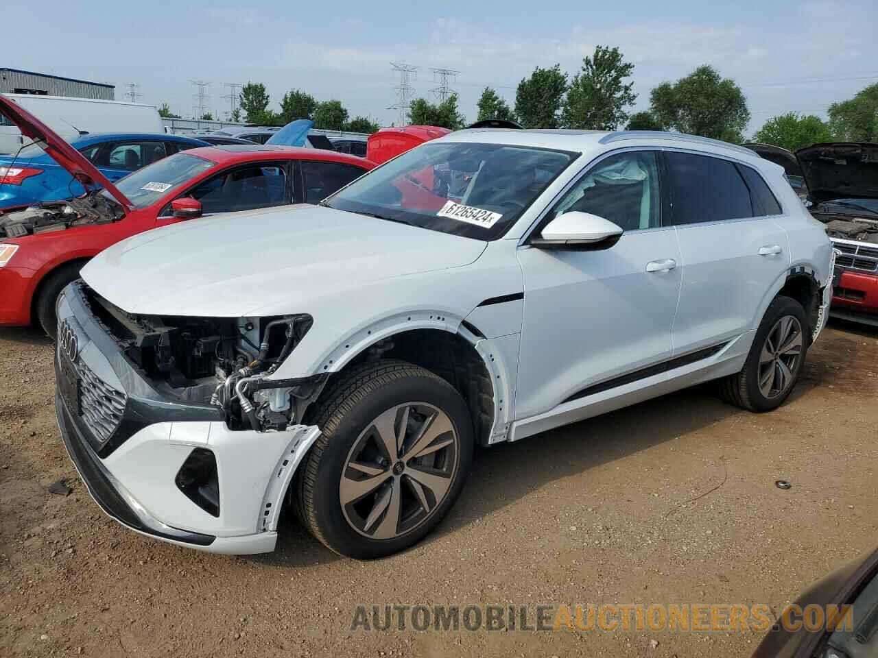 WA14AAGE2RB015813 AUDI Q8 E-TRON 2024