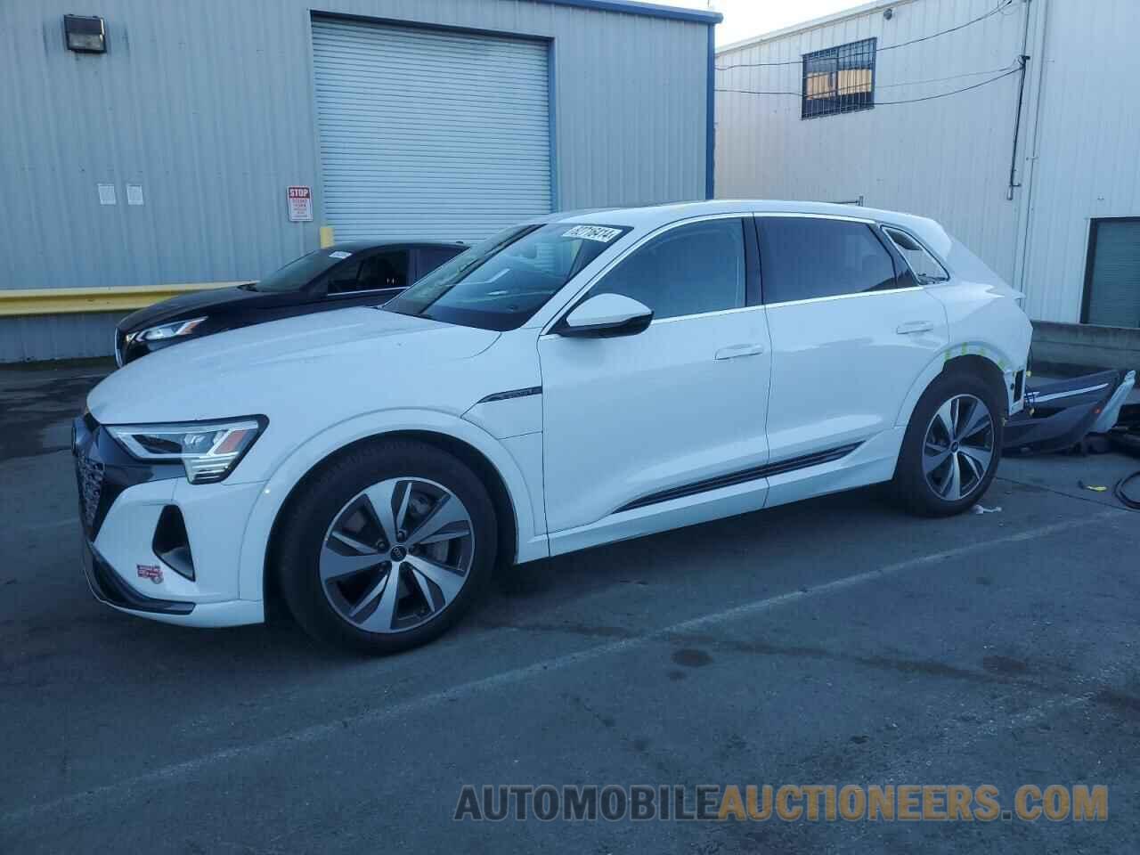 WA14AAGE5RB015871 AUDI Q8 E-TRON 2024