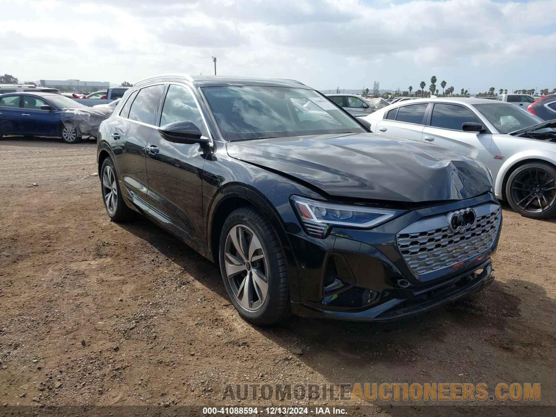 WA15AAGE5RB054612 AUDI Q8 E-TRON 2024