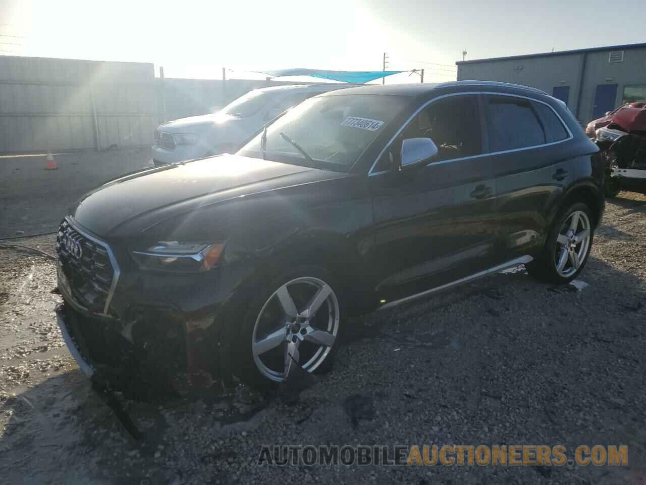 WA1A4AFY5M2068939 AUDI SQ5 2021