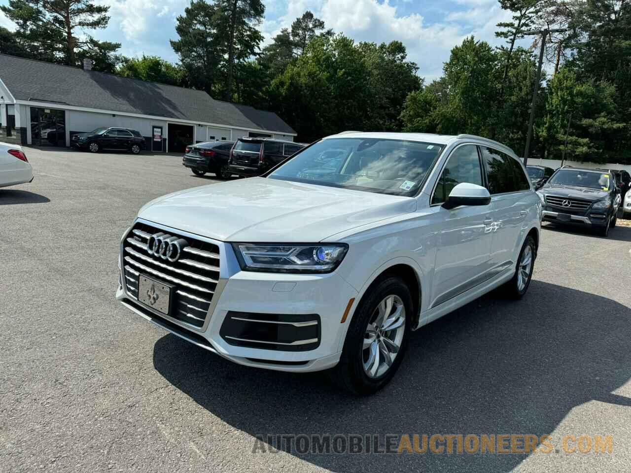 WA1AAAF70KD007838 AUDI Q7 2019