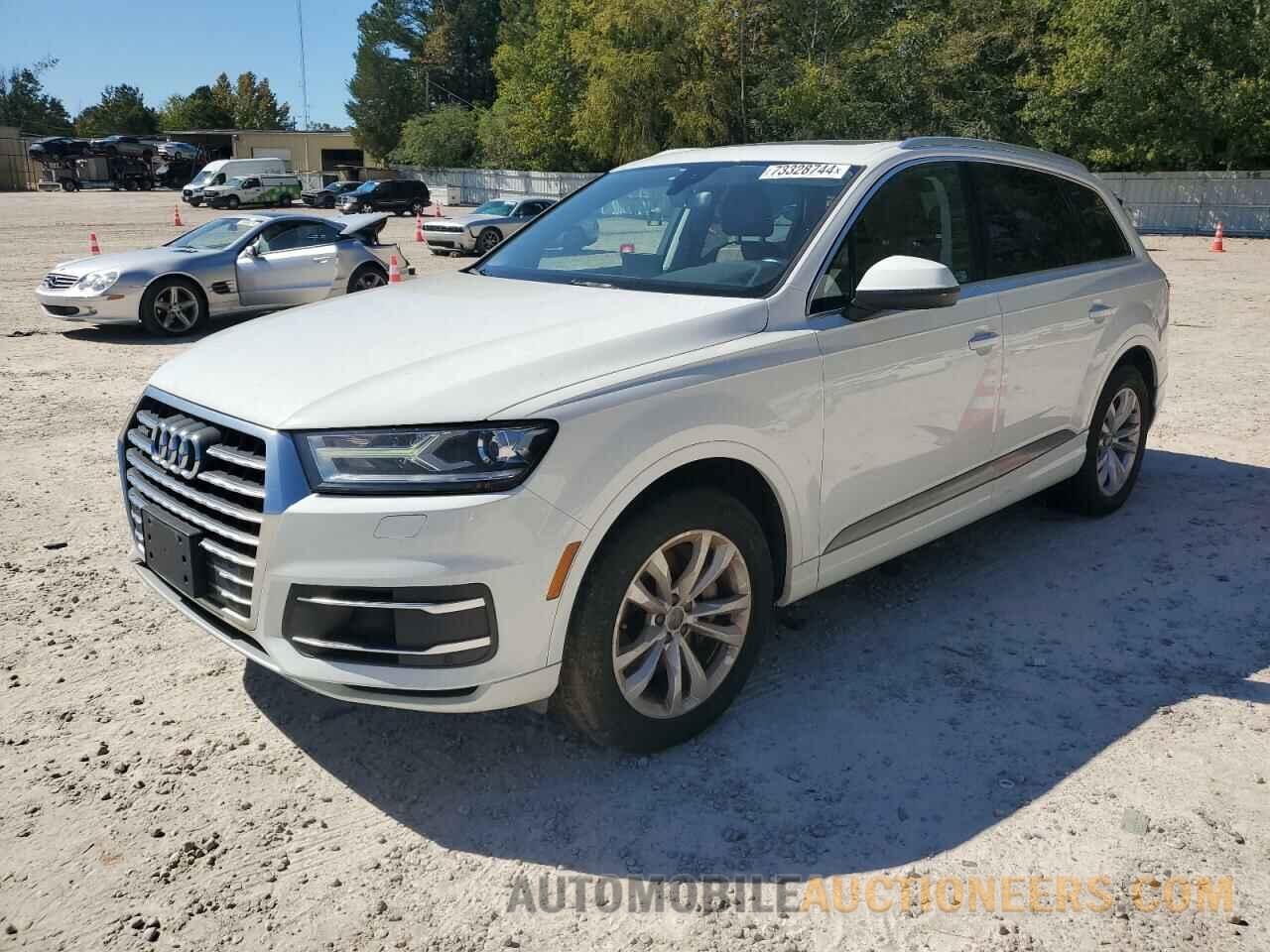 WA1AAAF71HD006870 AUDI Q7 2017