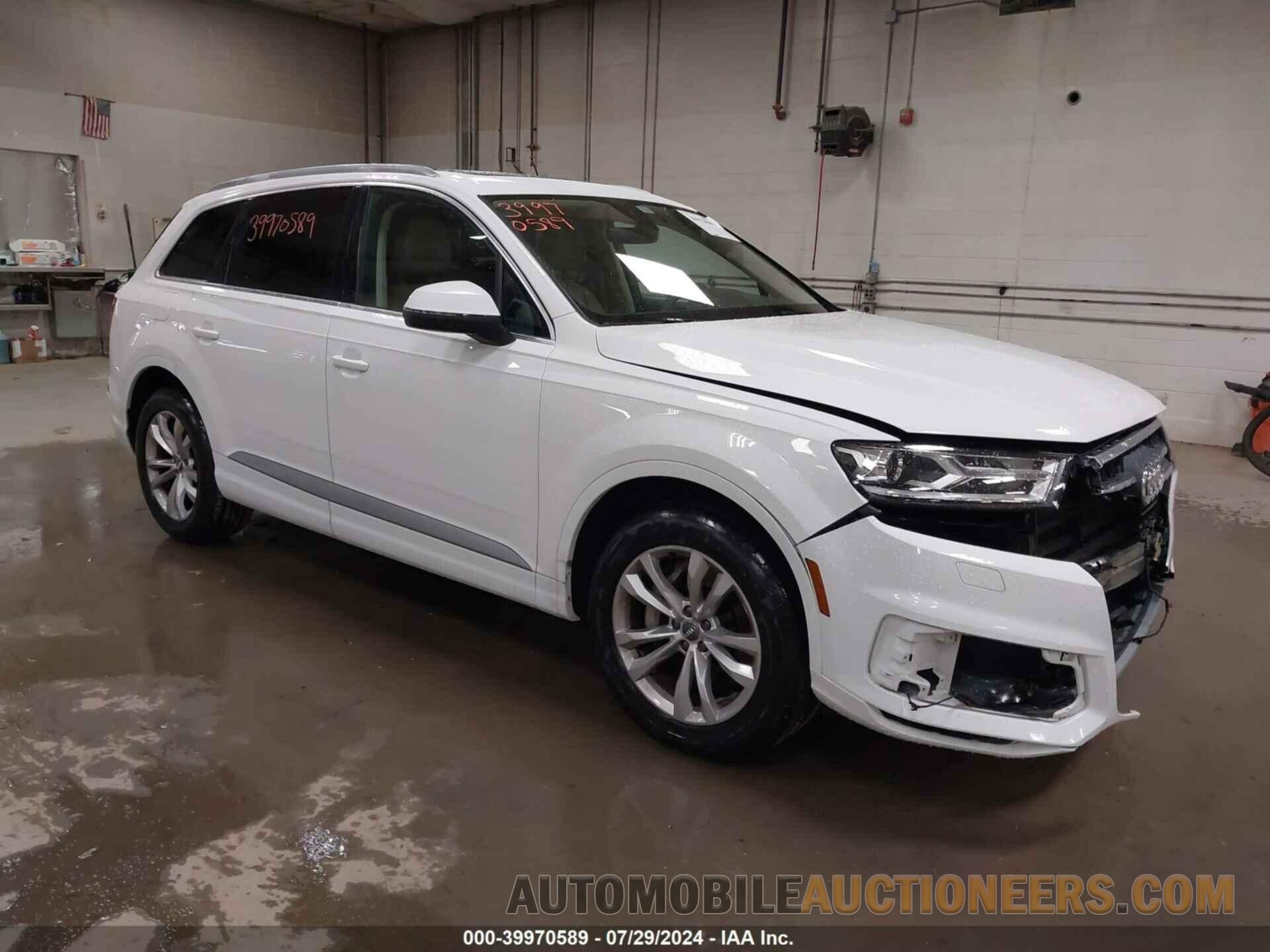 WA1AAAF71KD008383 AUDI Q7 2019