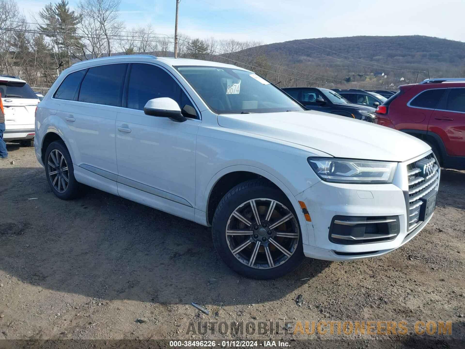 WA1AAAF72HD010359 AUDI Q7 2017