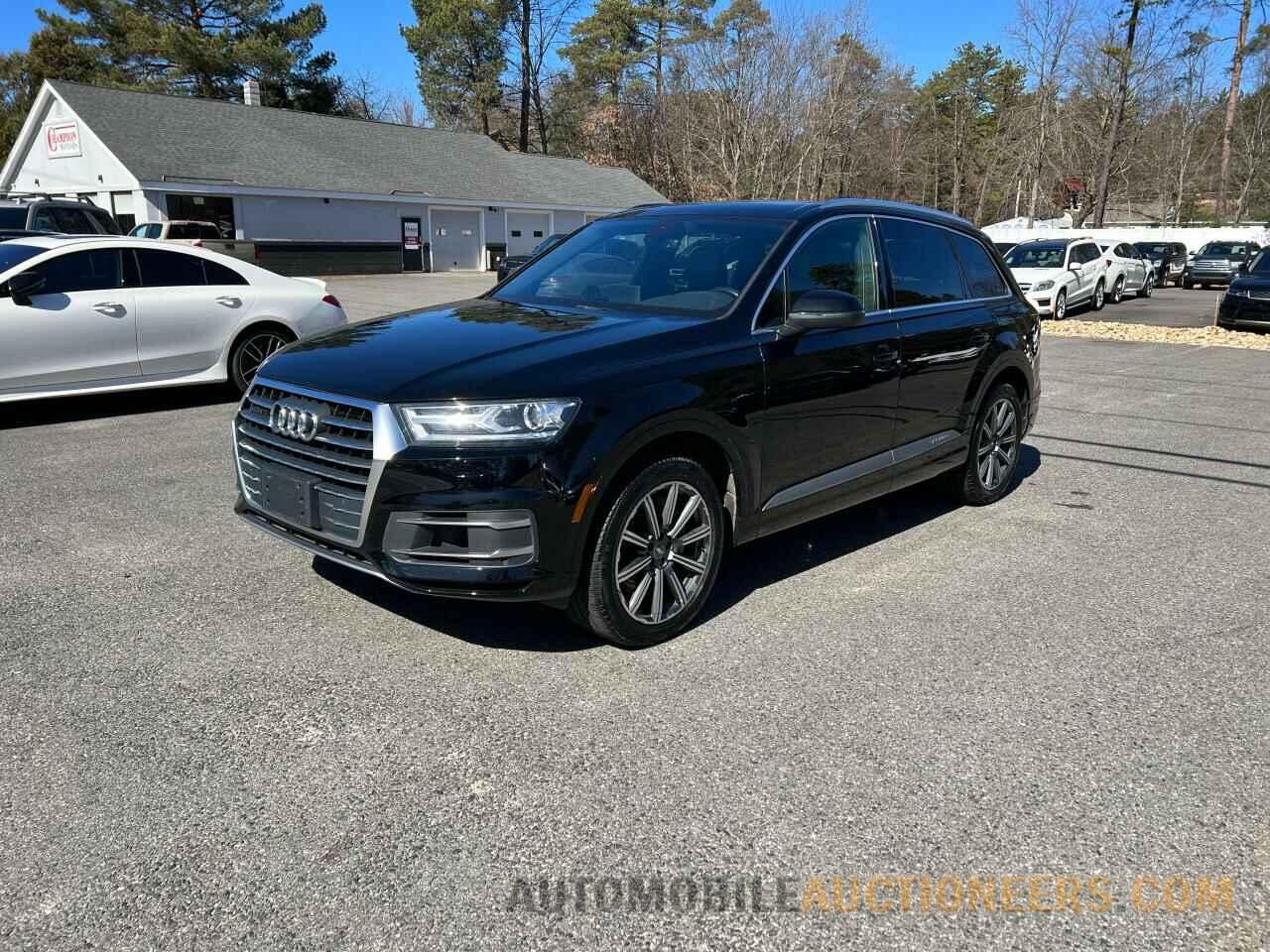 WA1AAAF72HD012015 AUDI Q7 2017