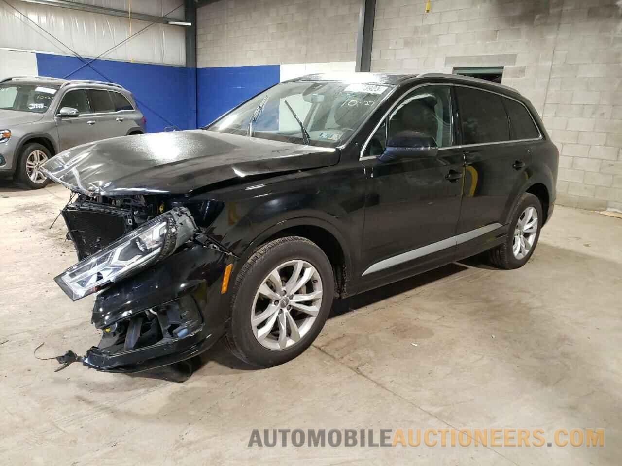 WA1AAAF75HD008931 AUDI Q7 2017