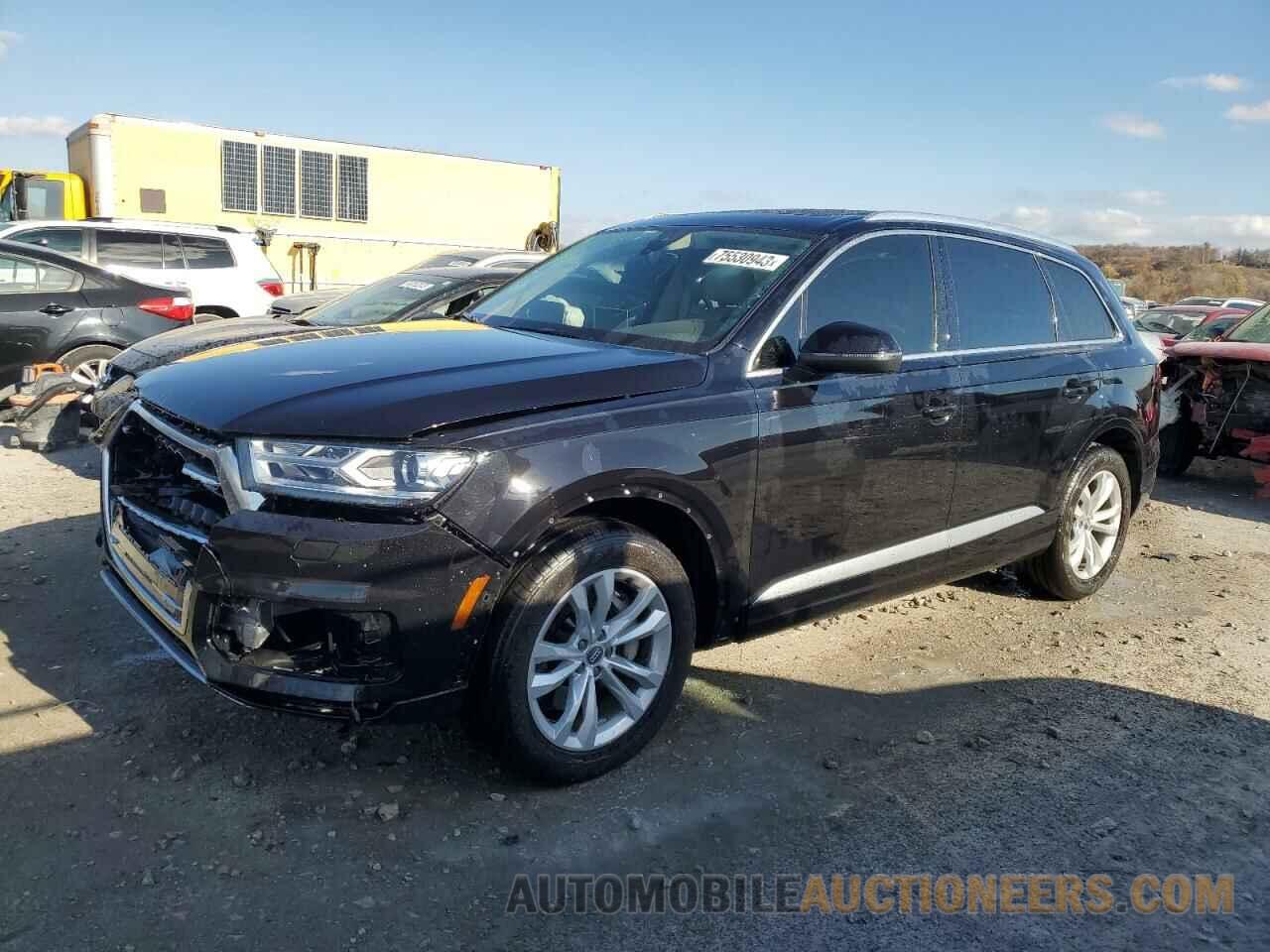 WA1AAAF75HD053688 AUDI Q7 2017