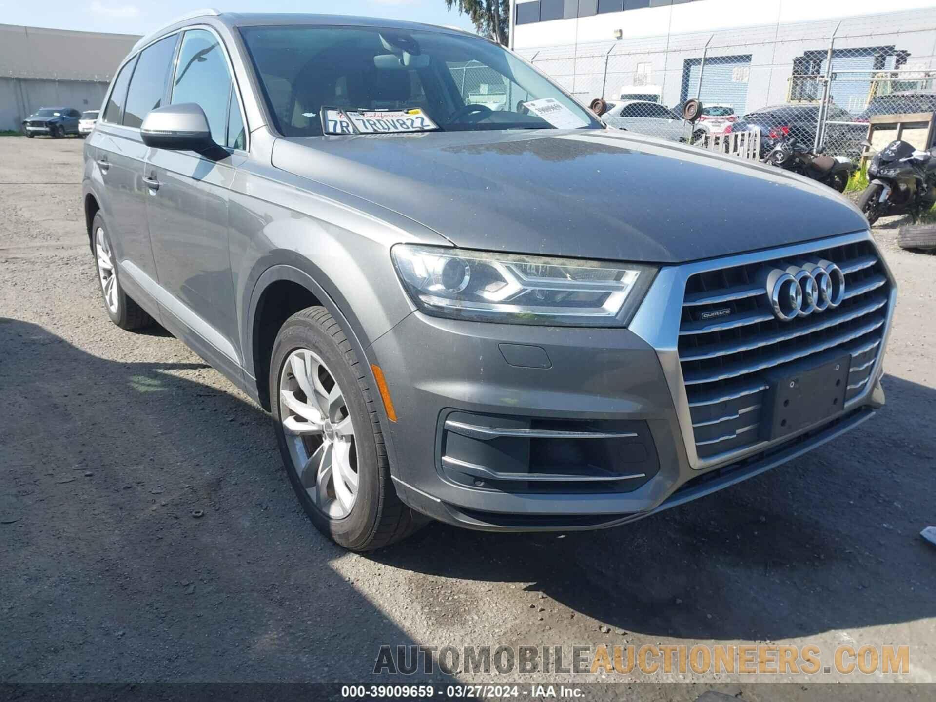 WA1AAAF76HD001700 AUDI Q7 2017