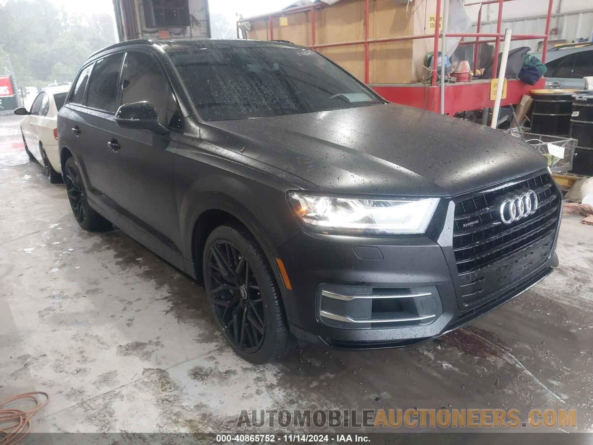 WA1AAAF76HD012406 AUDI Q7 2017