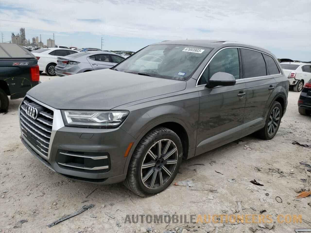 WA1AAAF78HD005473 AUDI Q7 2017