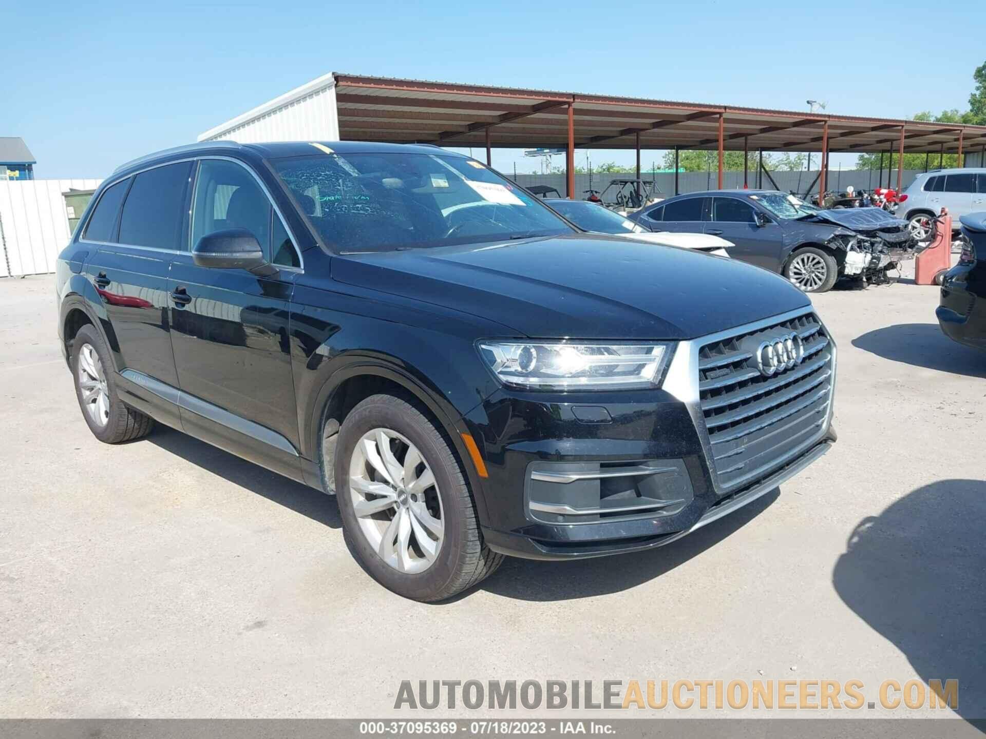 WA1AAAF78HD031538 AUDI Q7 2017