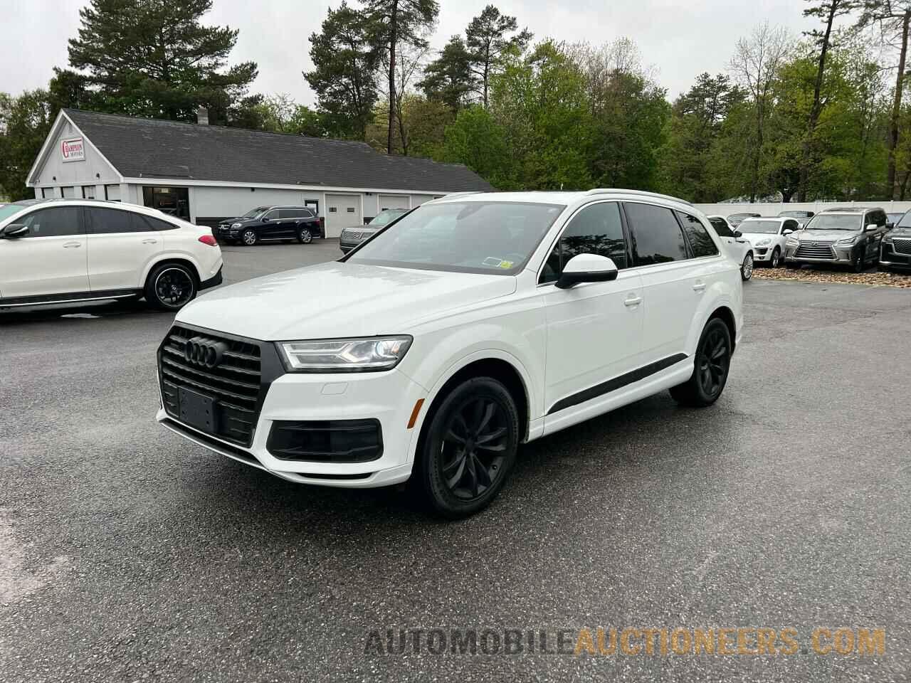 WA1AAAF79HD015364 AUDI Q7 2017