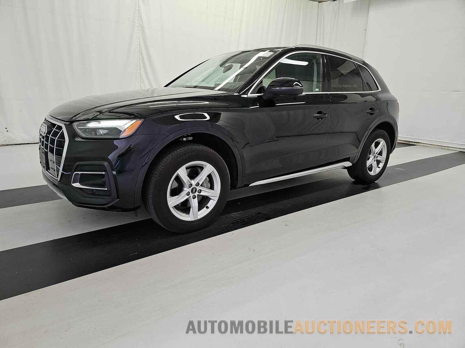 WA1AAAFY1M2011629 Audi Q5 2021