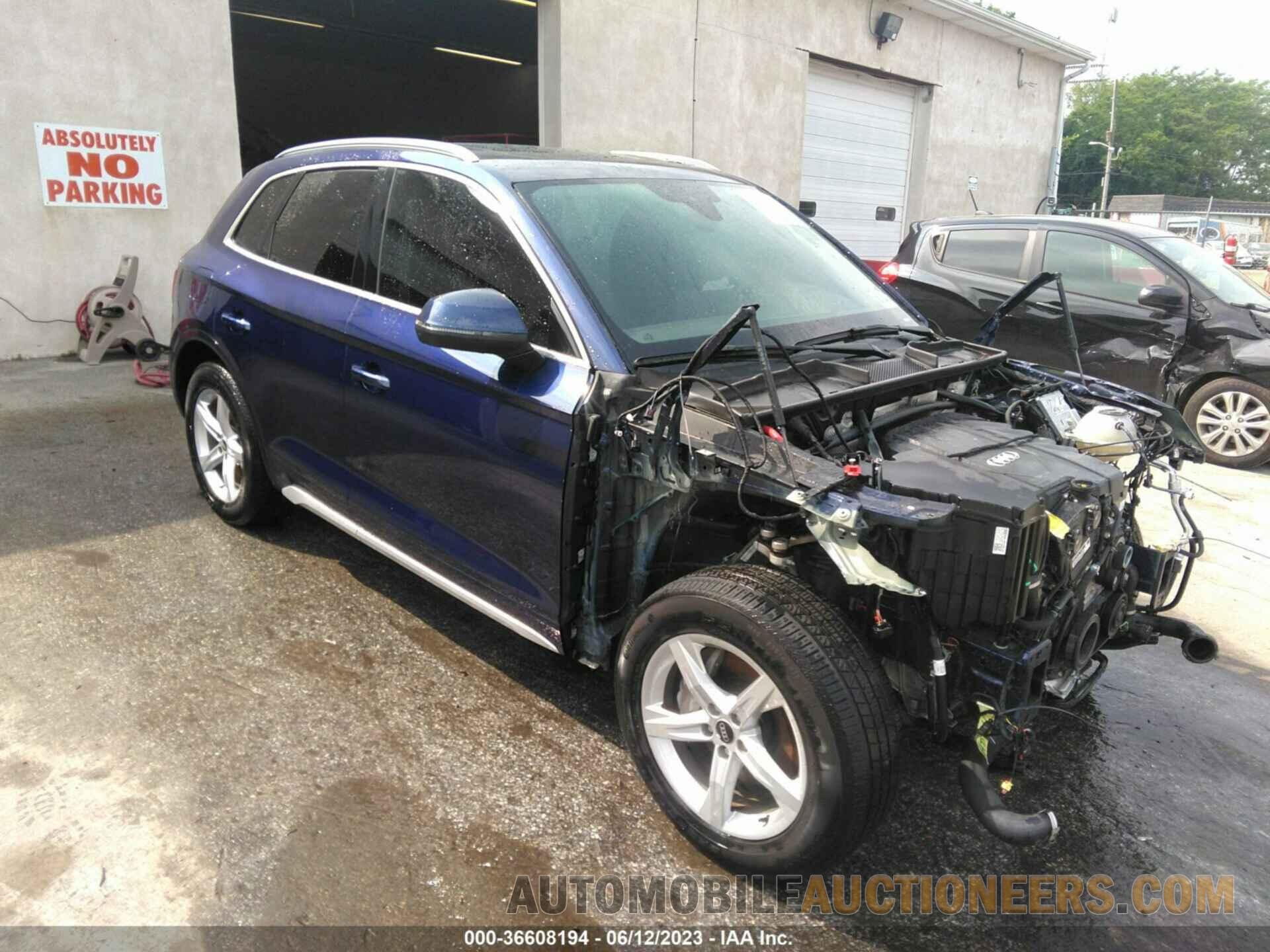 WA1AAAFY1M2081034 AUDI Q5 2021