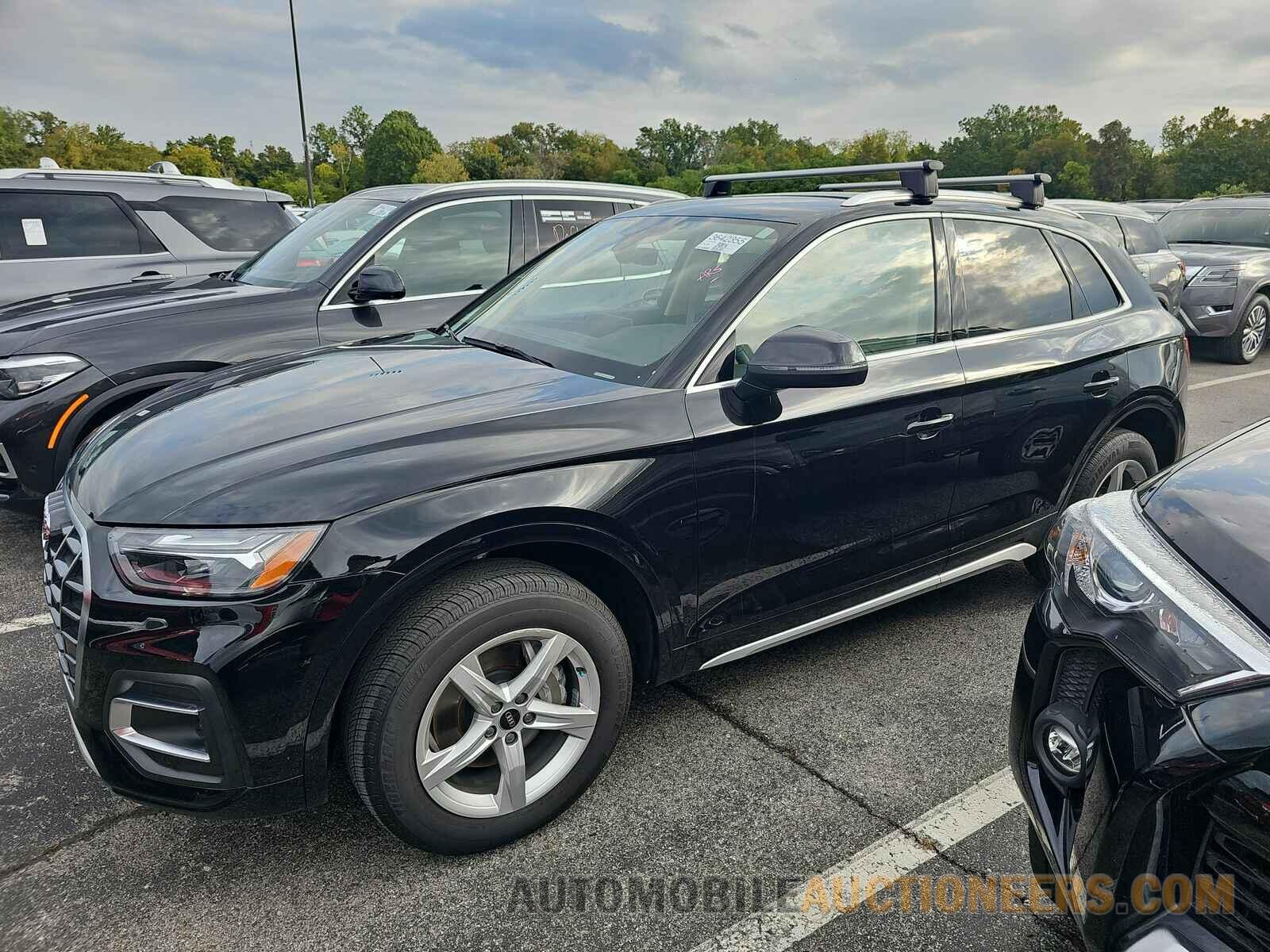 WA1AAAFY2M2005998 Audi Q5 2021