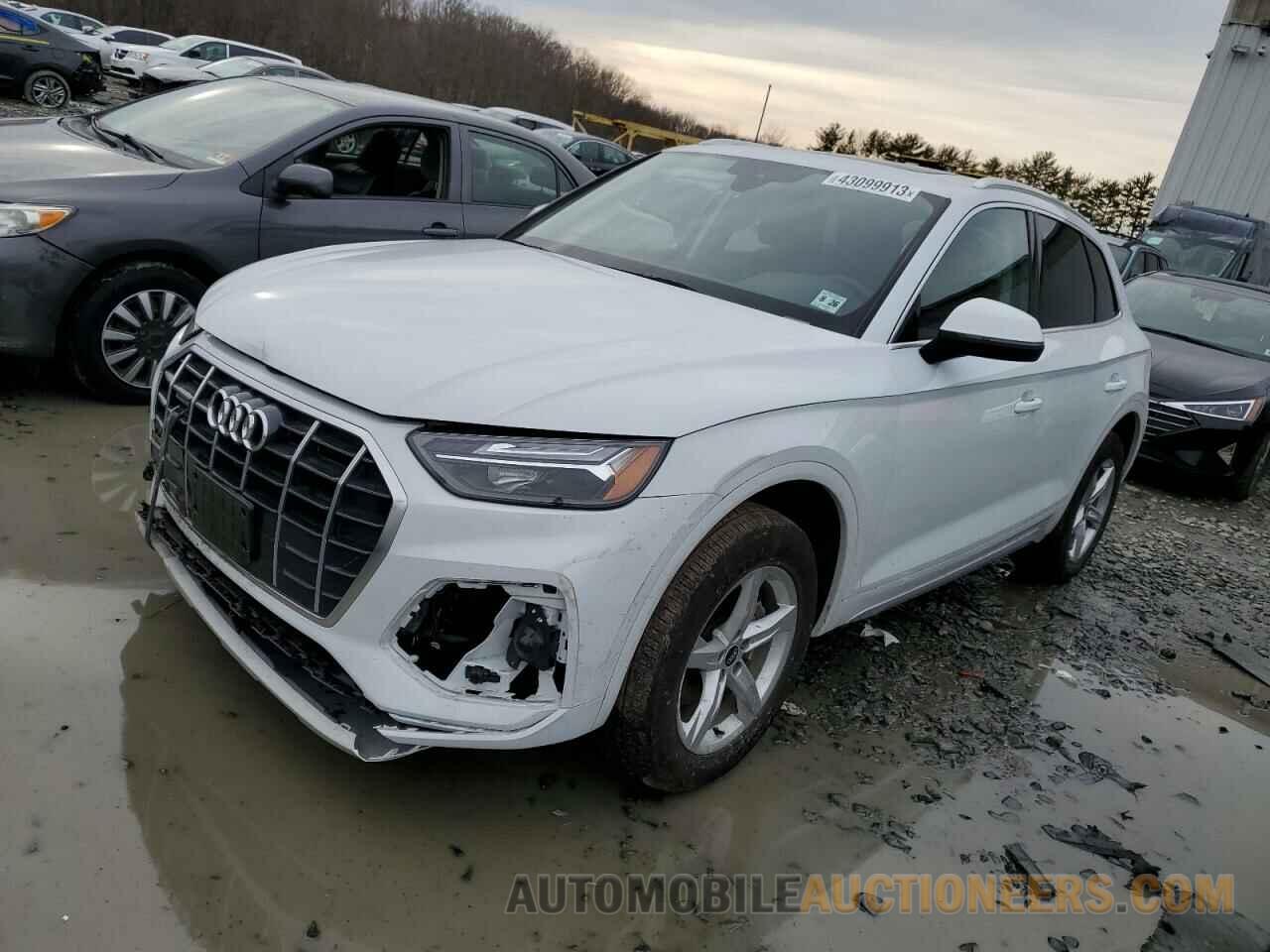 WA1AAAFY3M2115541 AUDI Q5 2021