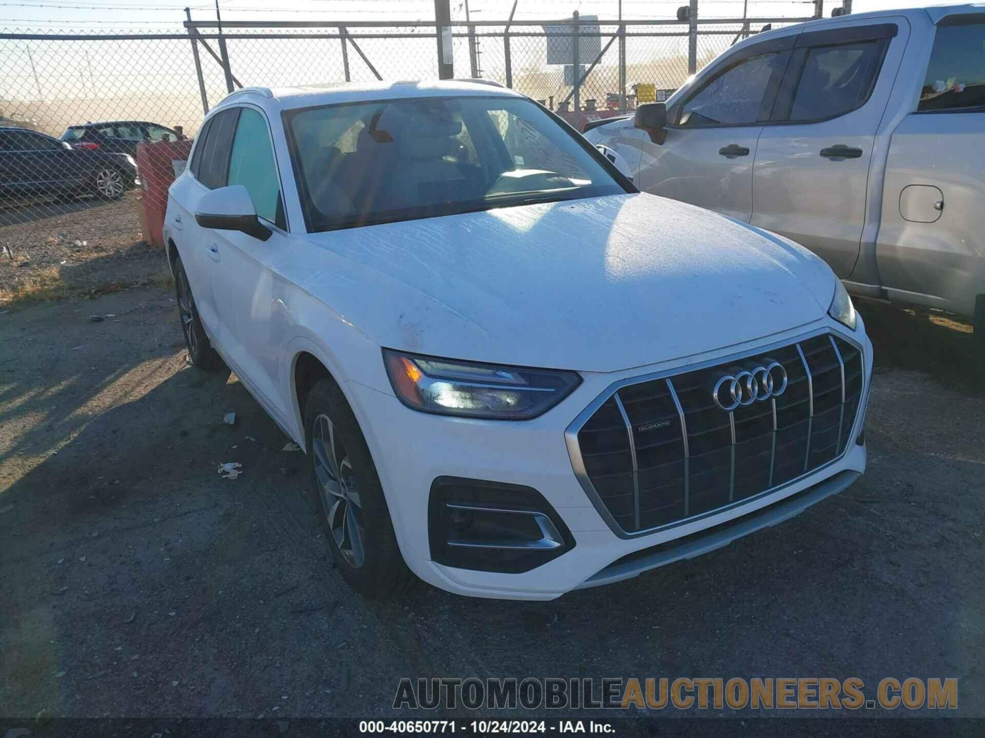 WA1AAAFY4M2076720 AUDI Q5 2021