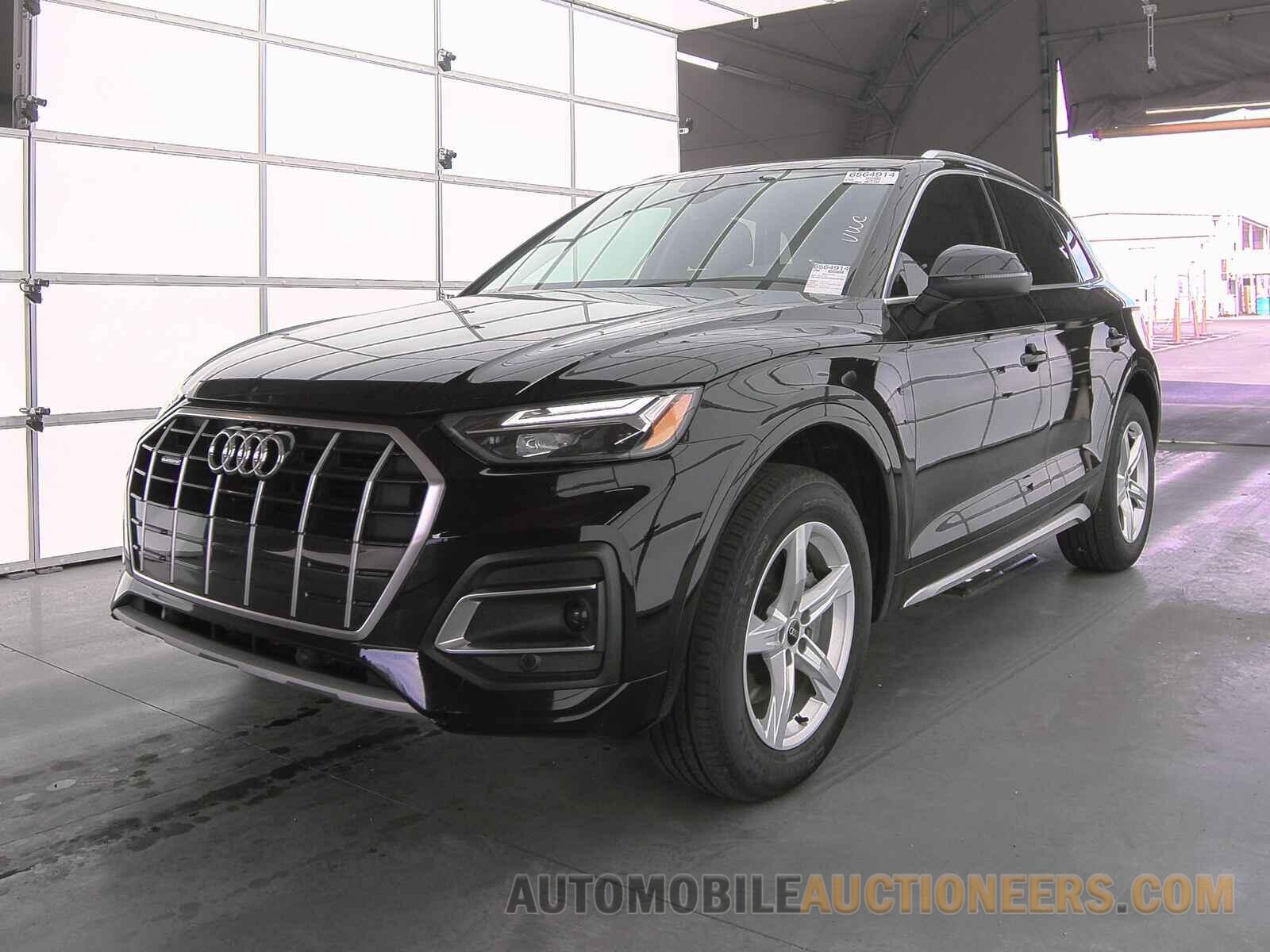 WA1AAAFY5M2038784 Audi Q5 2021