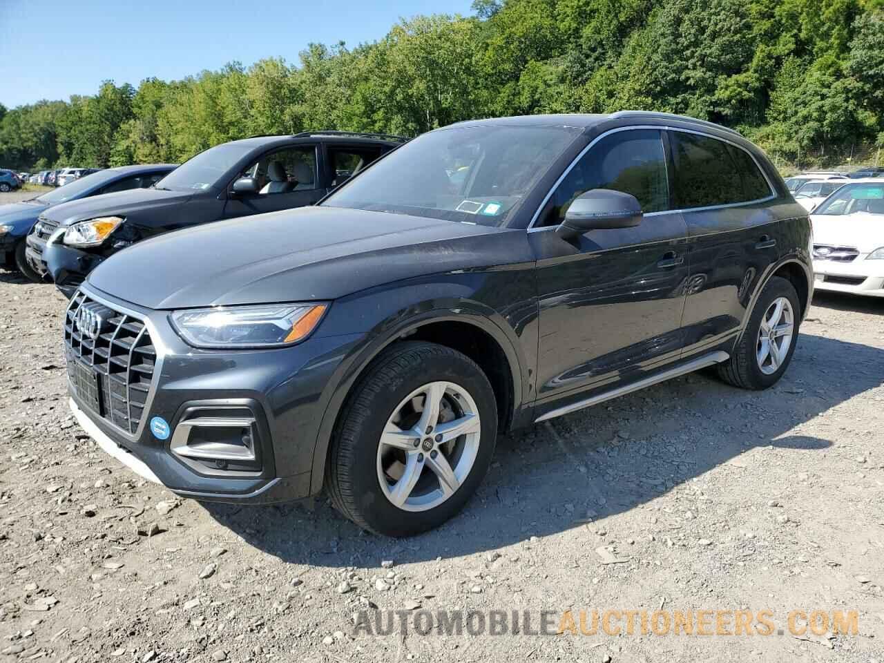 WA1AAAFY5M2058243 AUDI Q5 2021