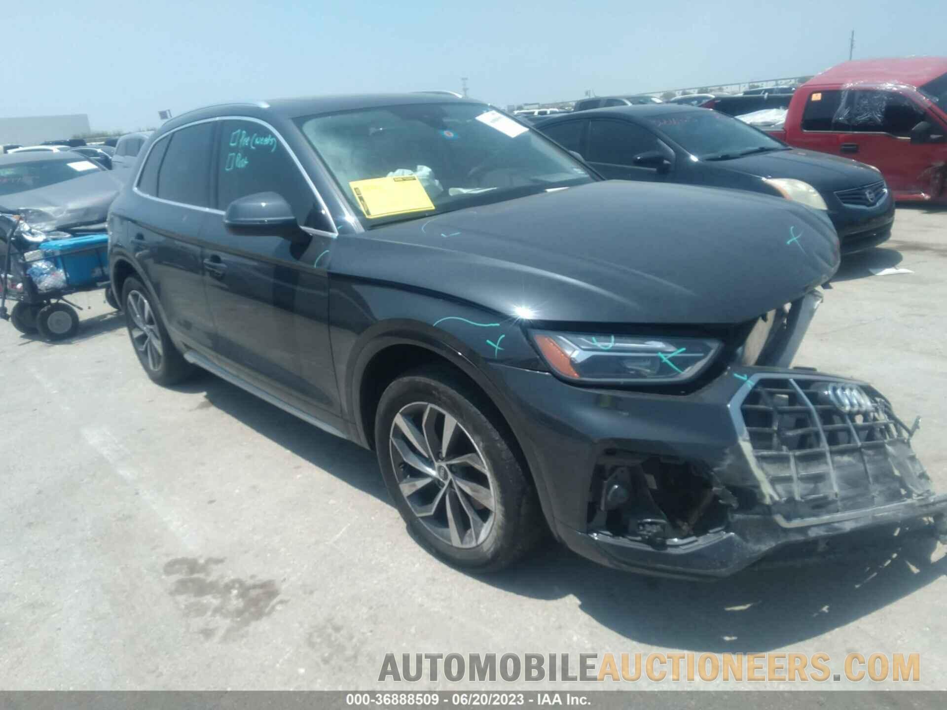 WA1AAAFY5M2081084 AUDI Q5 2021