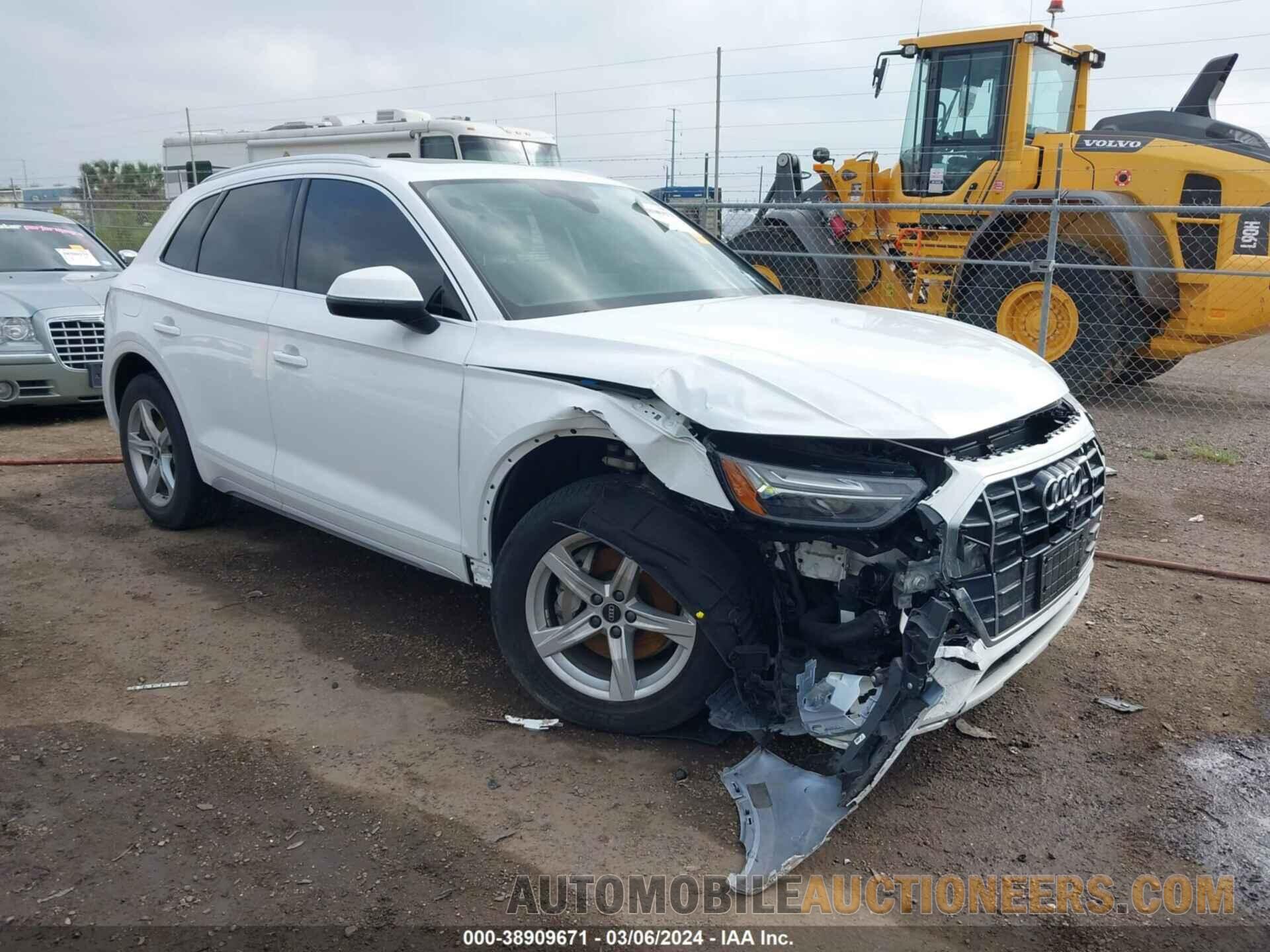 WA1AAAFY5M2083224 AUDI Q5 2021