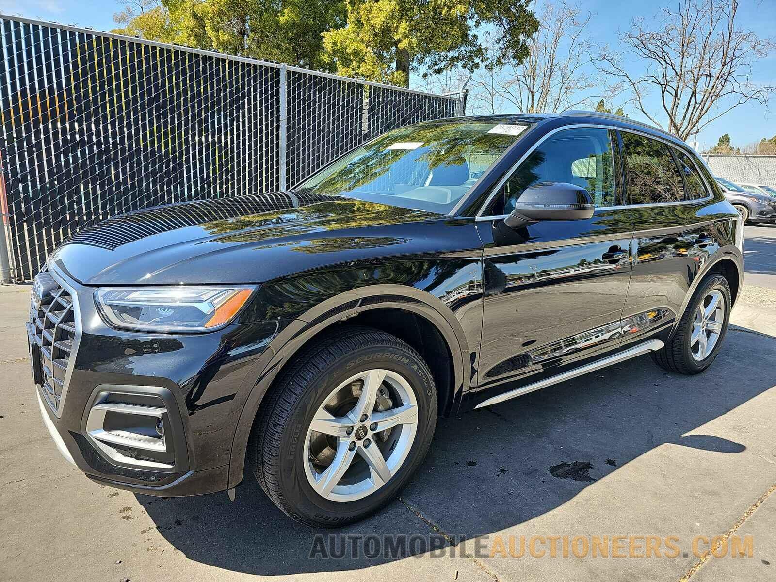 WA1AAAFY7M2023123 Audi Q5 2021