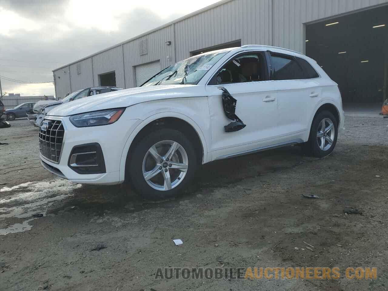 WA1AAAFY7M2107071 AUDI Q5 2021