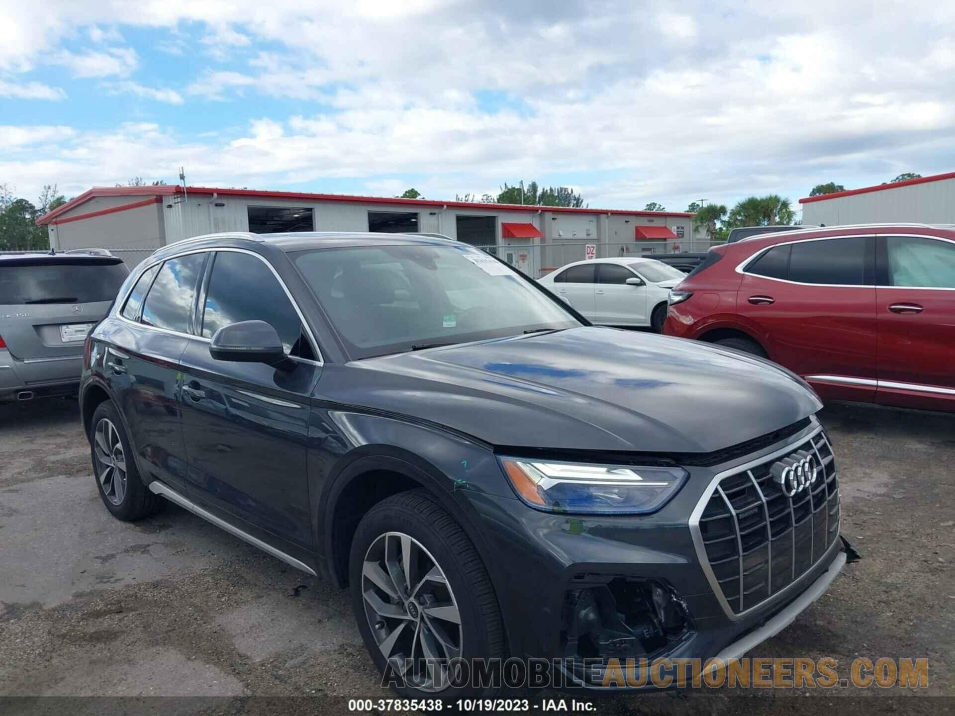 WA1AAAFY8M2003706 AUDI Q5 2021