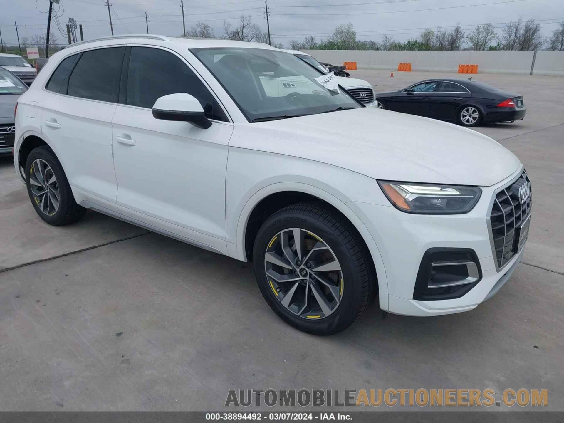 WA1AAAFY8M2012728 AUDI Q5 2021