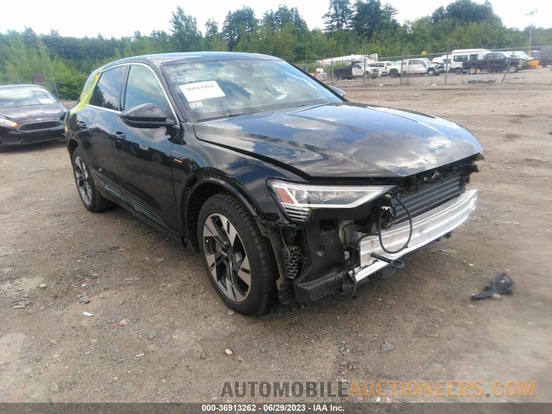 WA1AAAGE0NB023678 AUDI E-TRON 2022