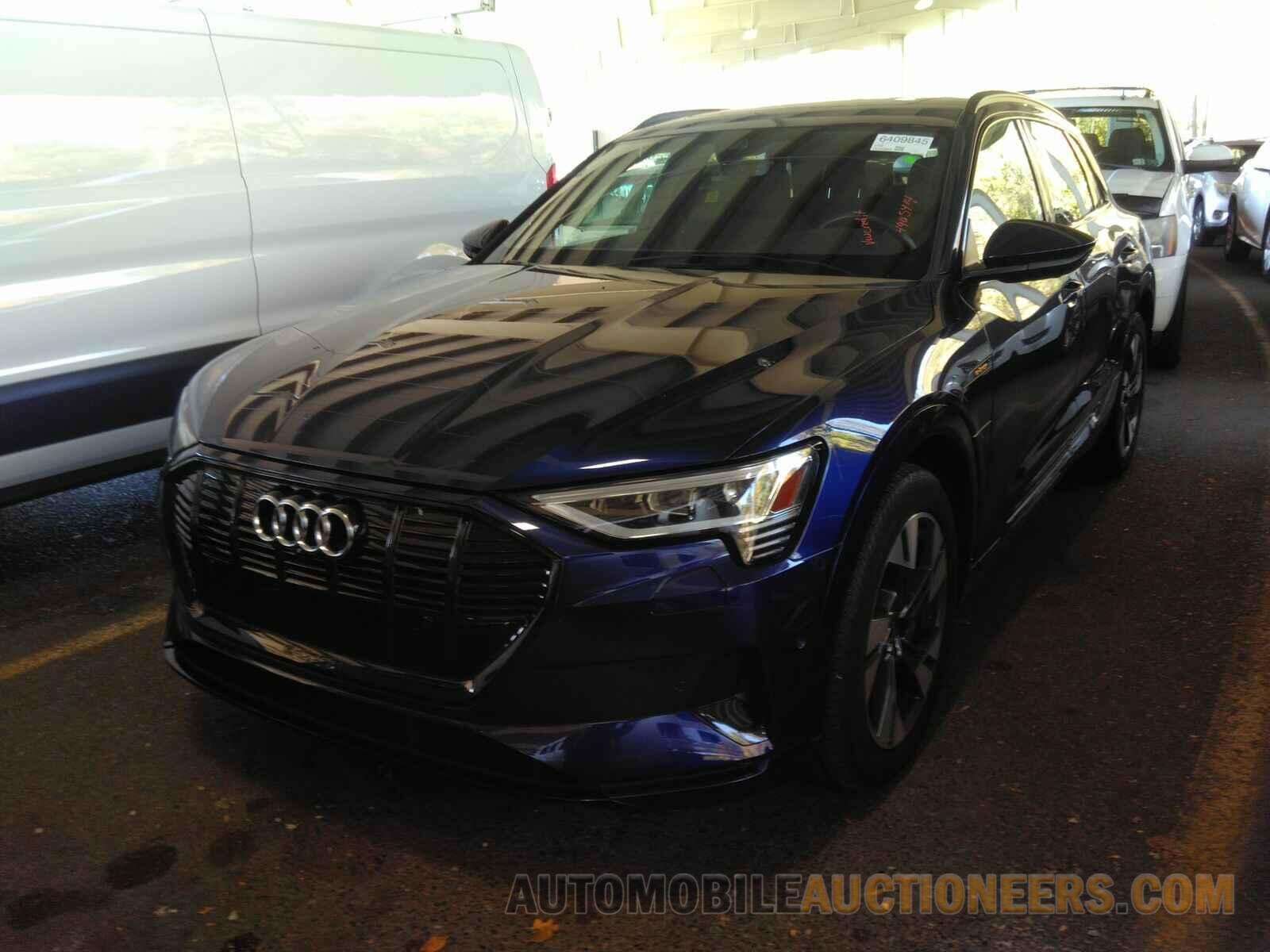 WA1AAAGE2NB034018 Audi e-tron 2022