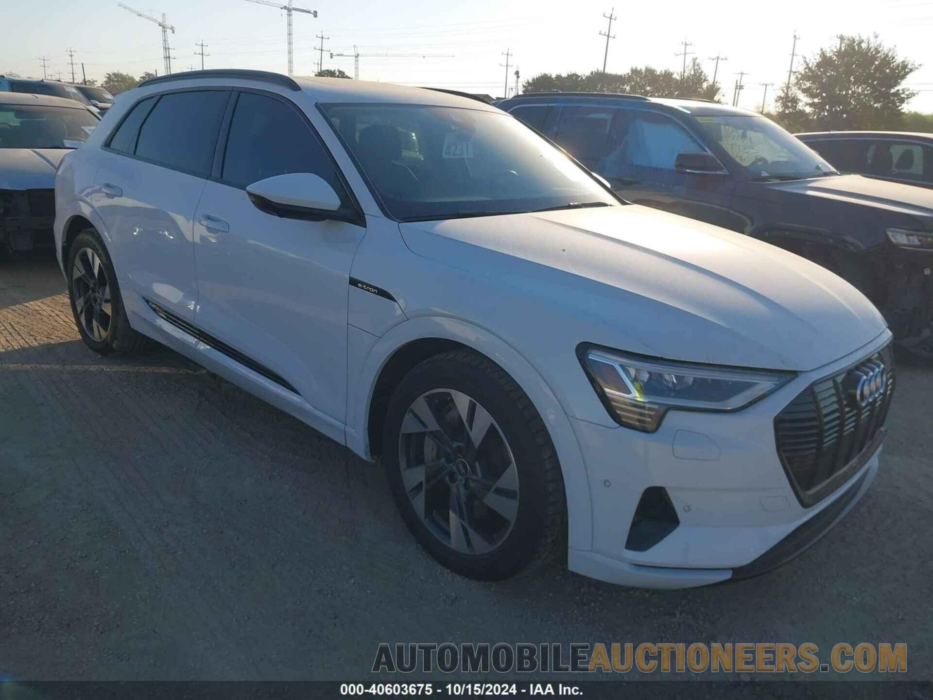 WA1AAAGEXMB013643 AUDI E-TRON 2021