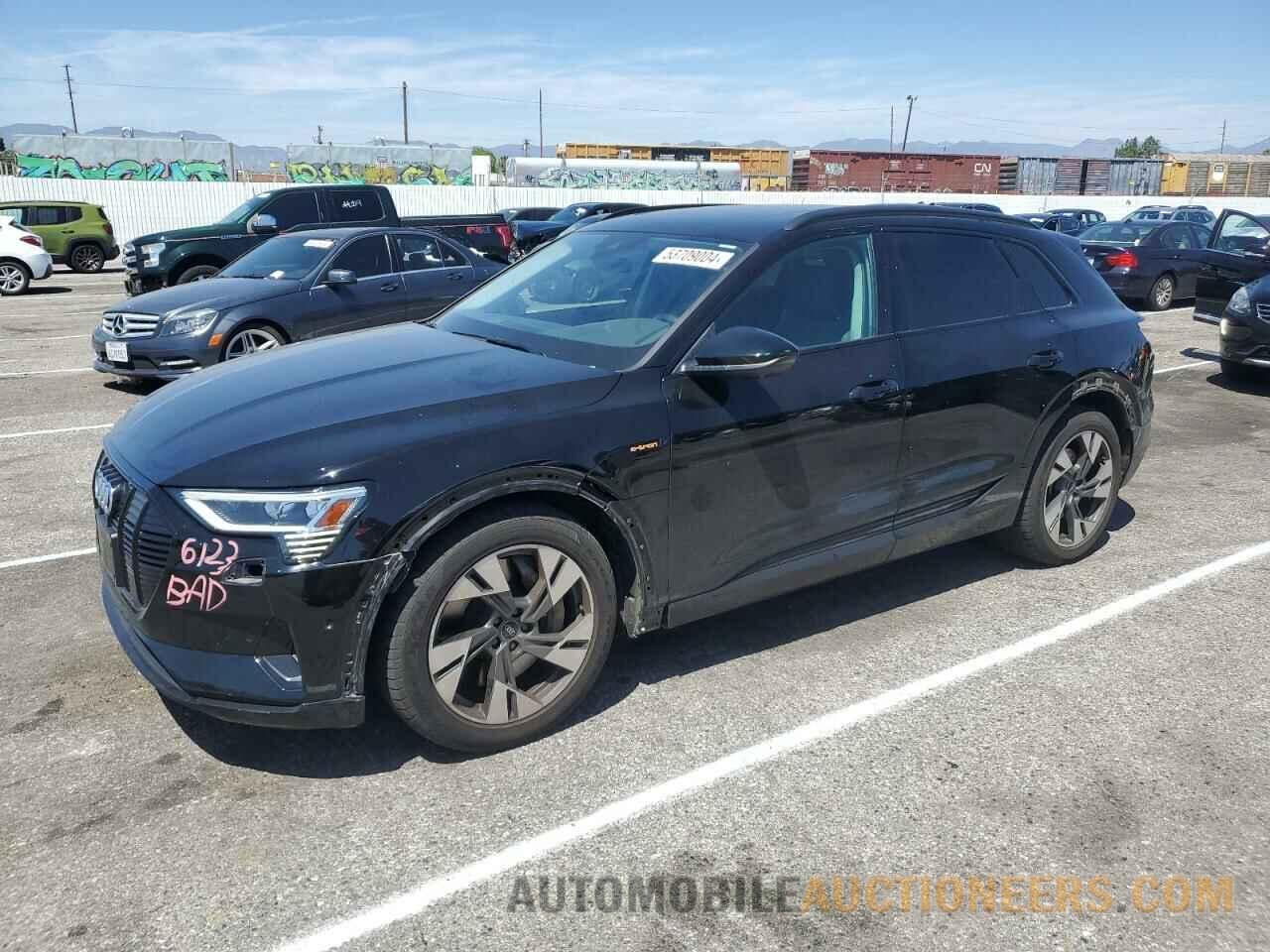 WA1AAAGEXMB040499 AUDI E-TRON 2021