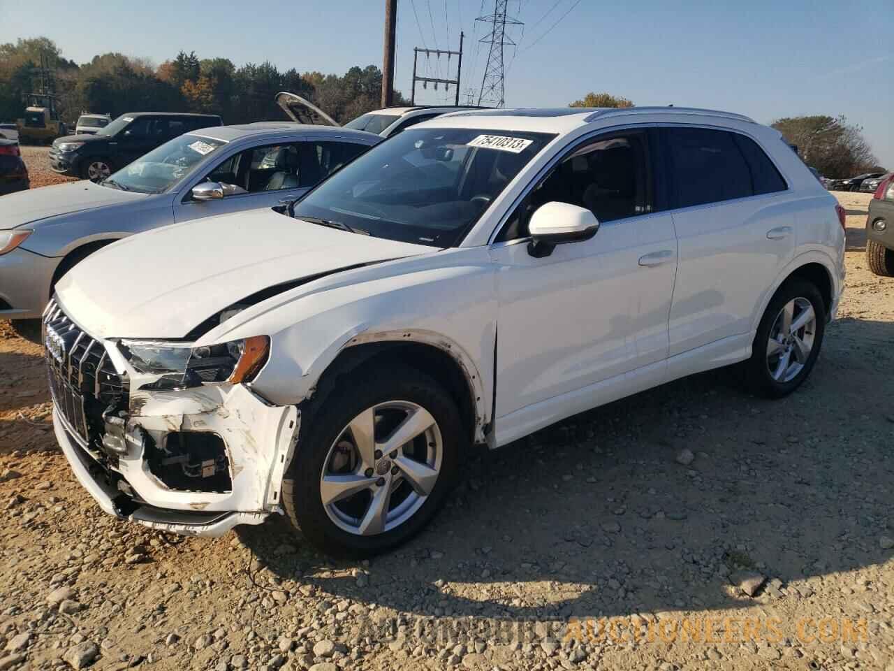 WA1AECF32L1100635 AUDI Q3 2020