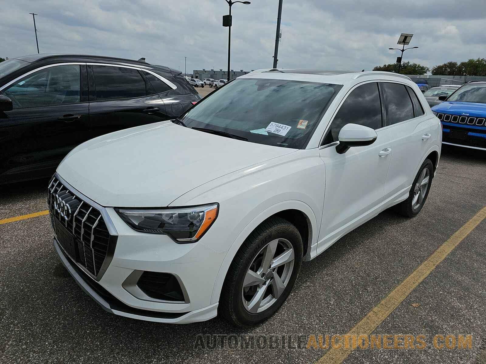 WA1AECF33L1033267 Audi Q3 2020