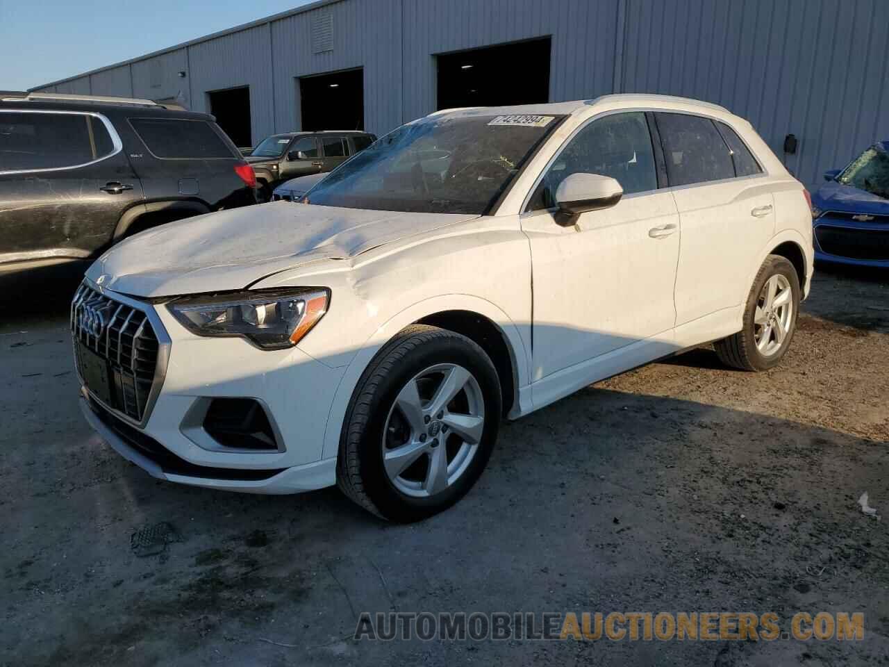 WA1AECF38K1076355 AUDI Q3 2019