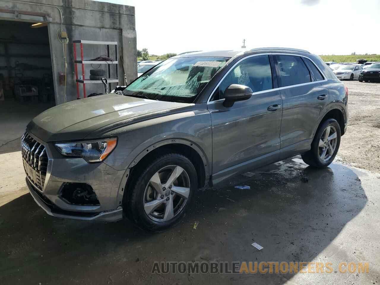 WA1AECF38L1007733 AUDI Q3 2020