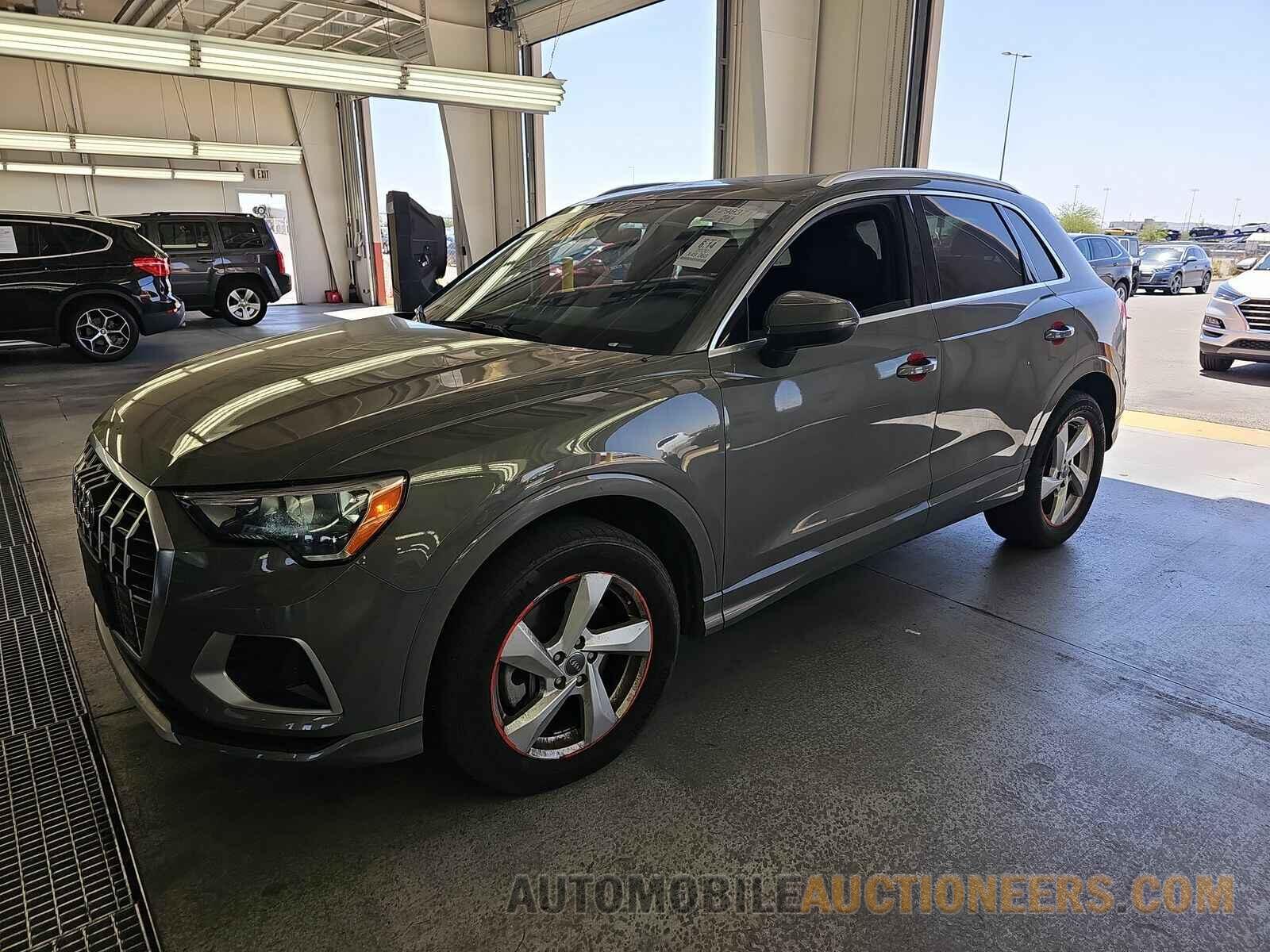 WA1AECF38L1009062 Audi Q3 2020