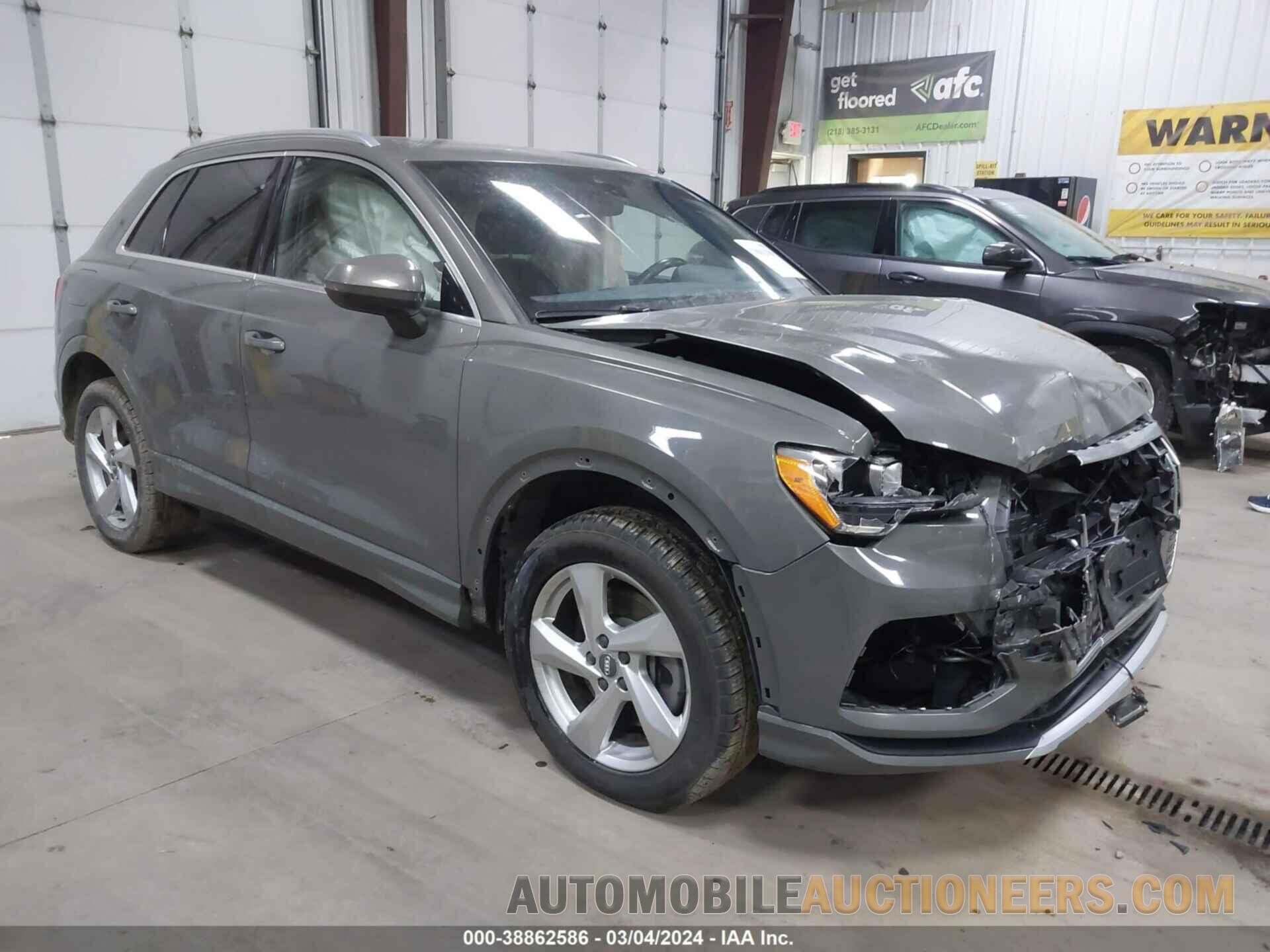 WA1AECF38L1061131 AUDI Q3 2020