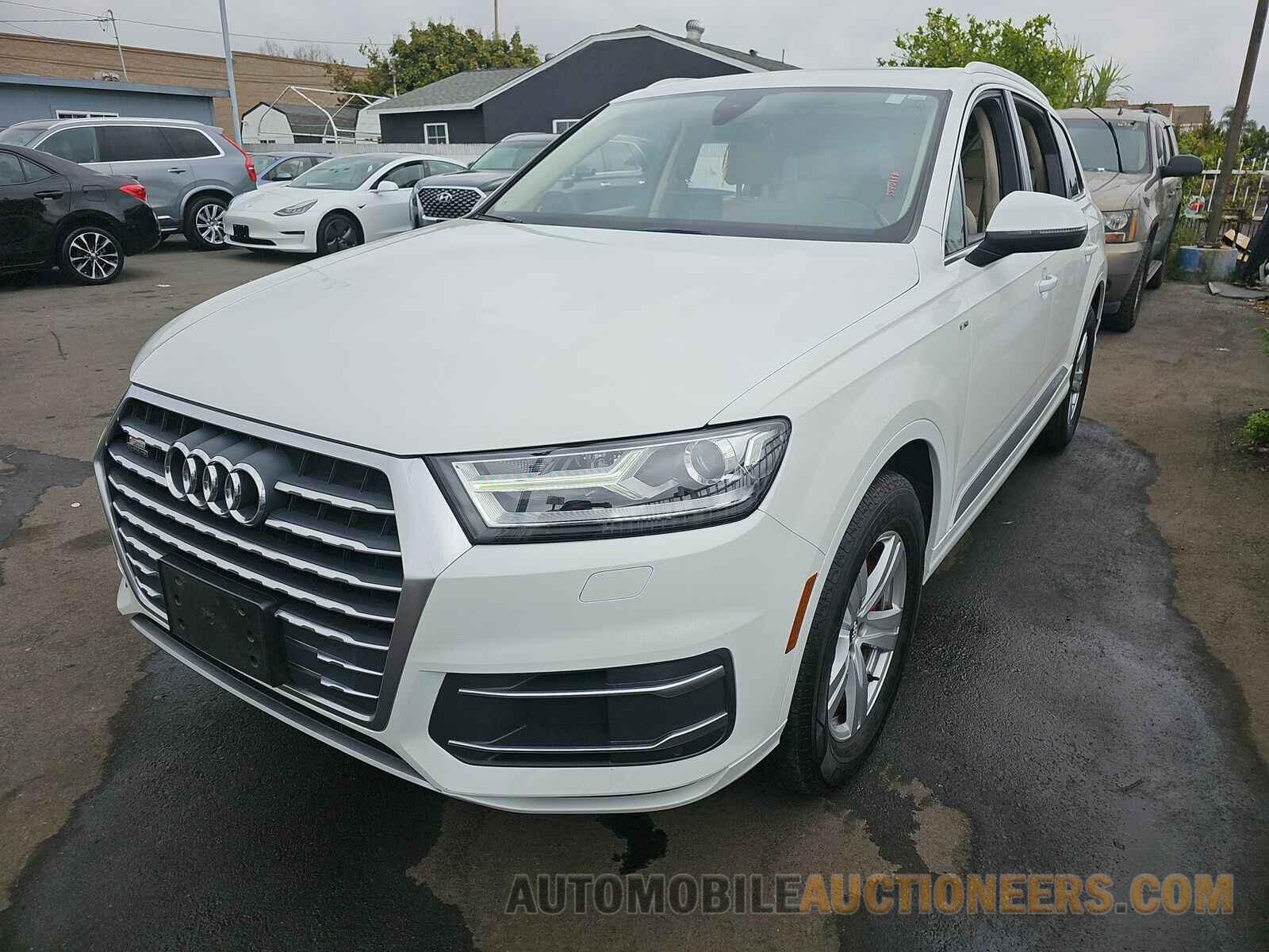 WA1AHAF78JD033971 Audi Q7 2018