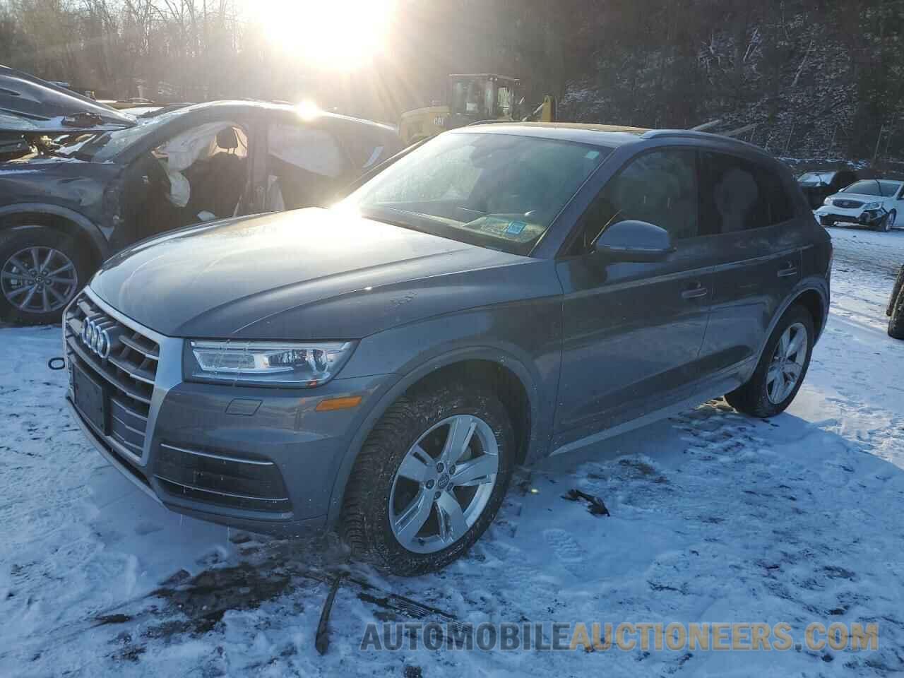 WA1ANAFY1J2209885 AUDI Q5 2018