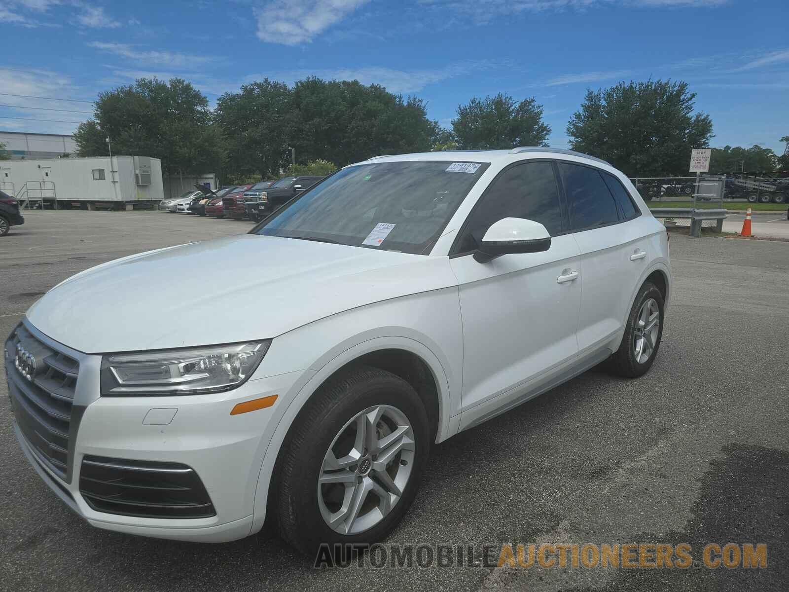 WA1ANAFY2J2011493 Audi Q5 2018