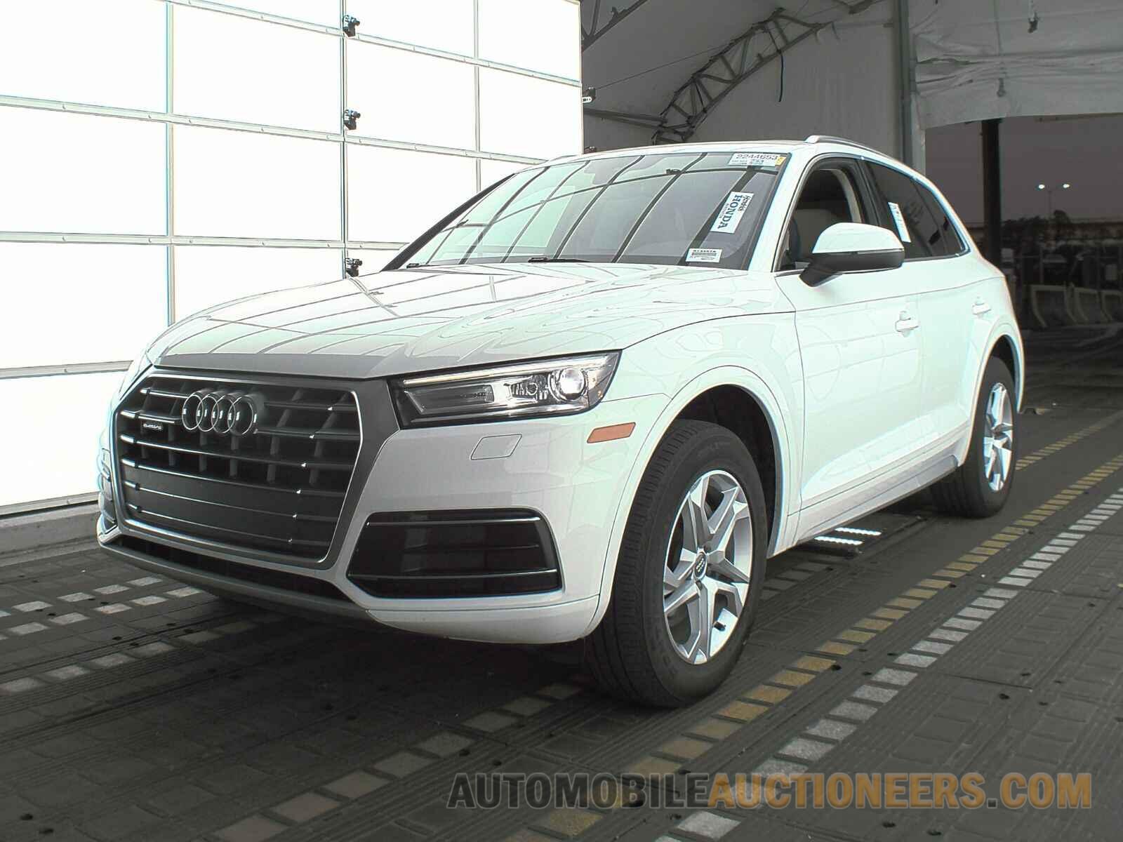 WA1ANAFY2K2020700 Audi Q5 2019