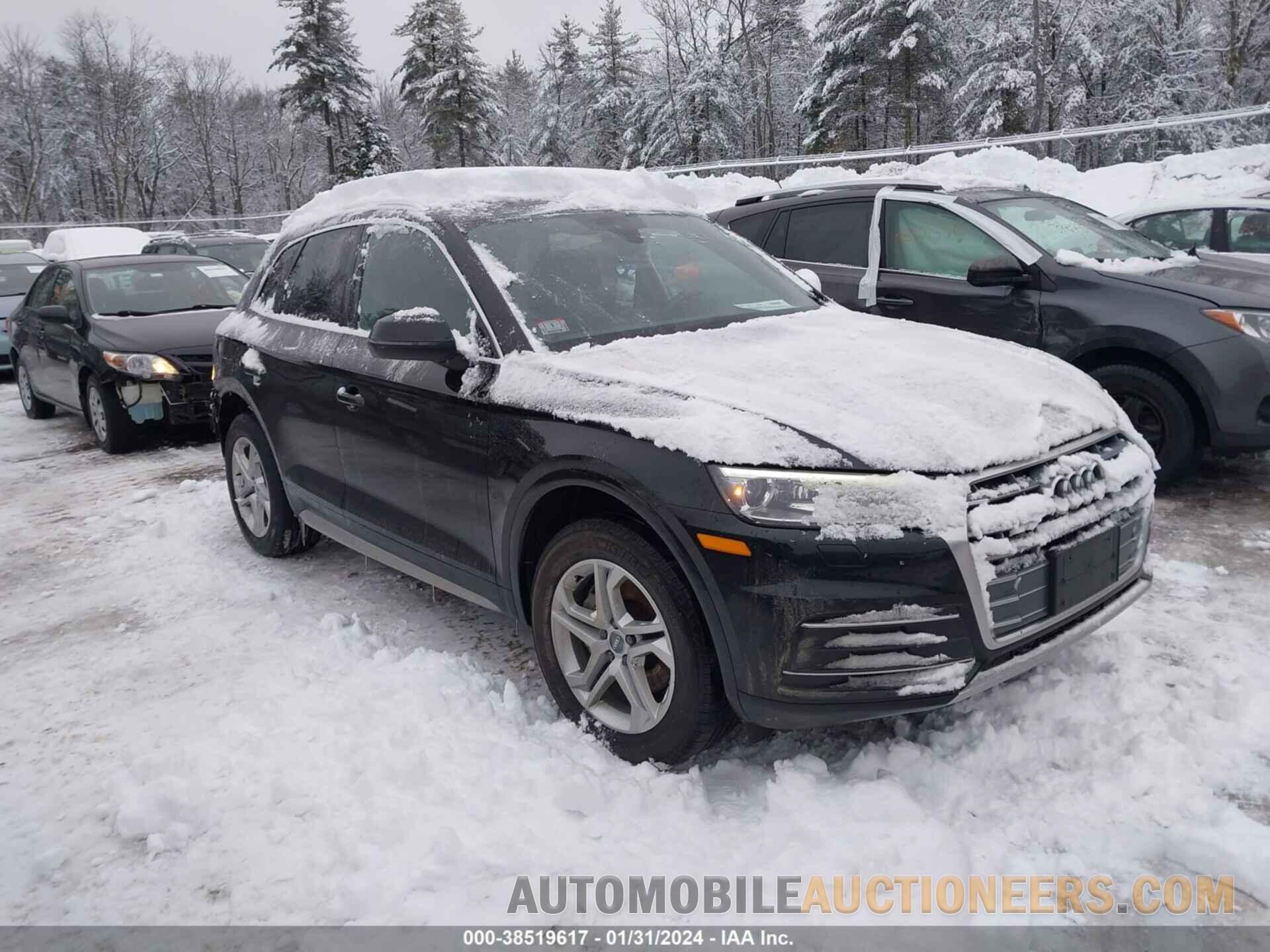 WA1ANAFY2K2070111 AUDI Q5 2019