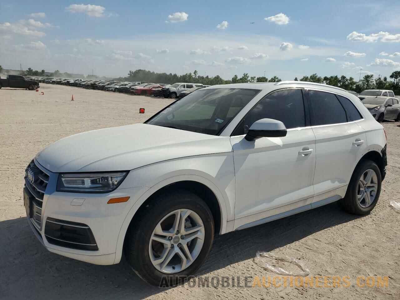 WA1ANAFY4K2059594 AUDI Q5 2019