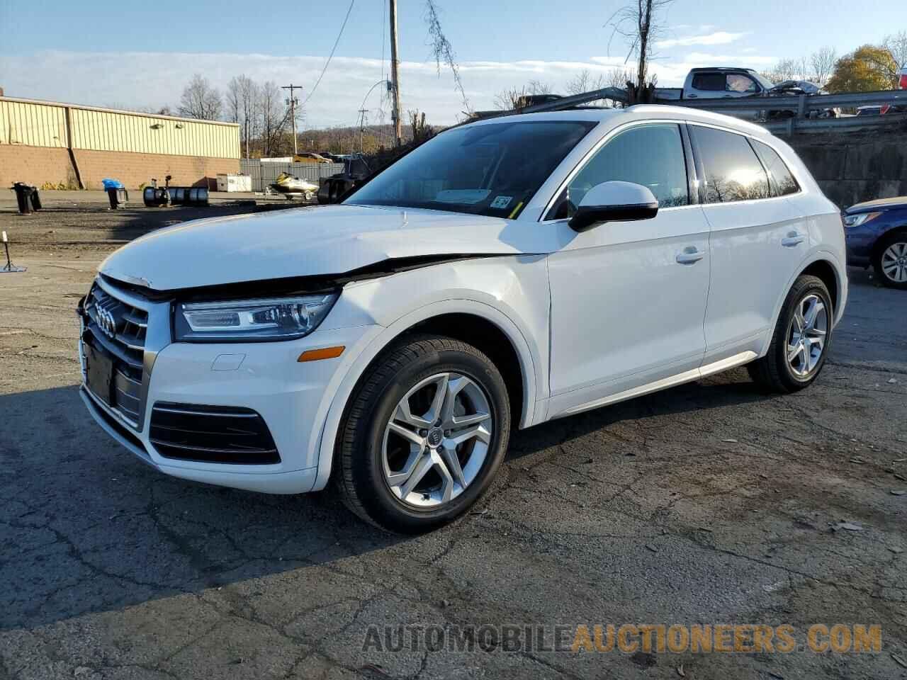 WA1ANAFY4K2098816 AUDI Q5 2019