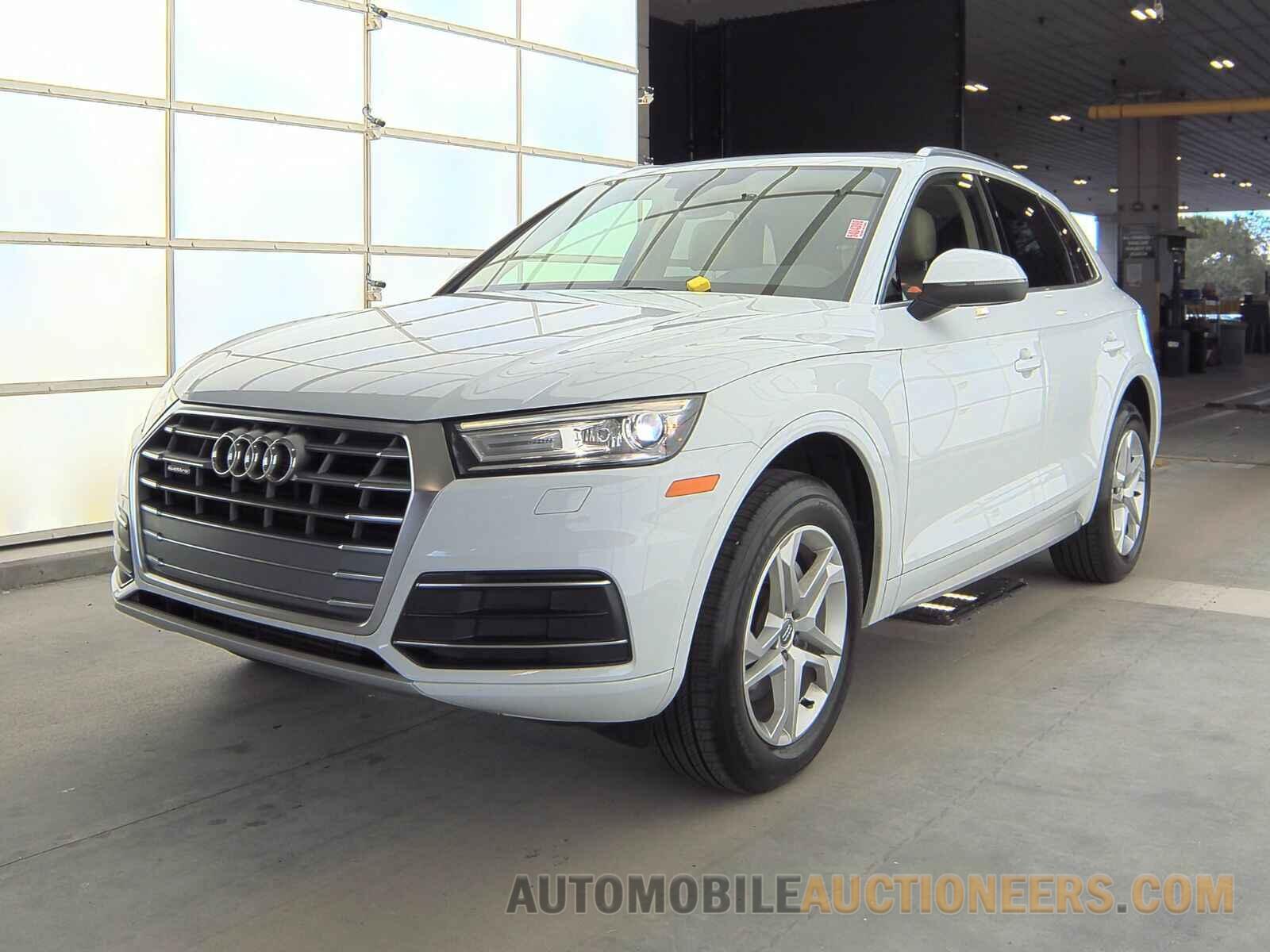 WA1ANAFY7K2054096 Audi Q5 2019