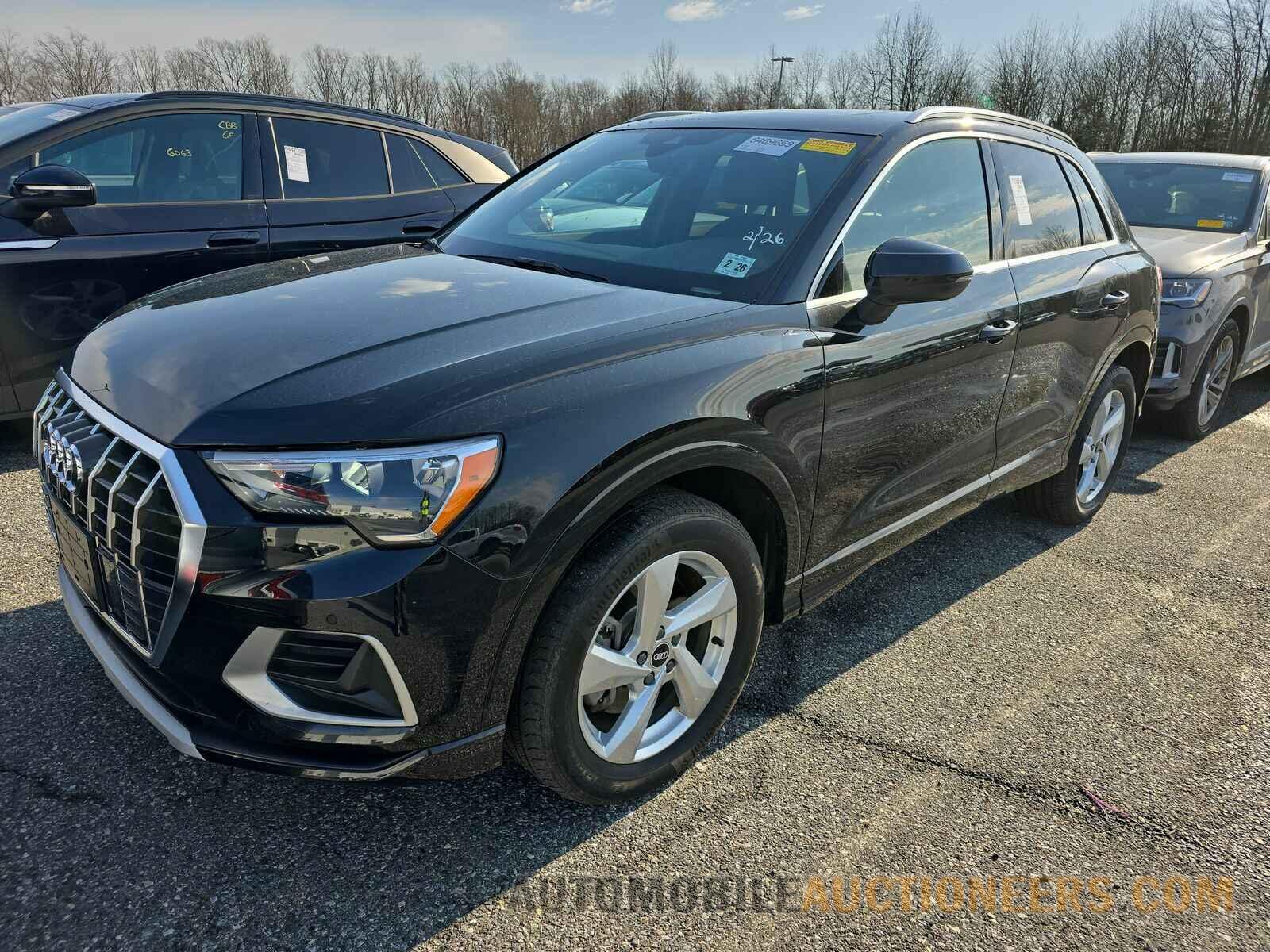 WA1AUCF39M1070957 Audi Q3 2021